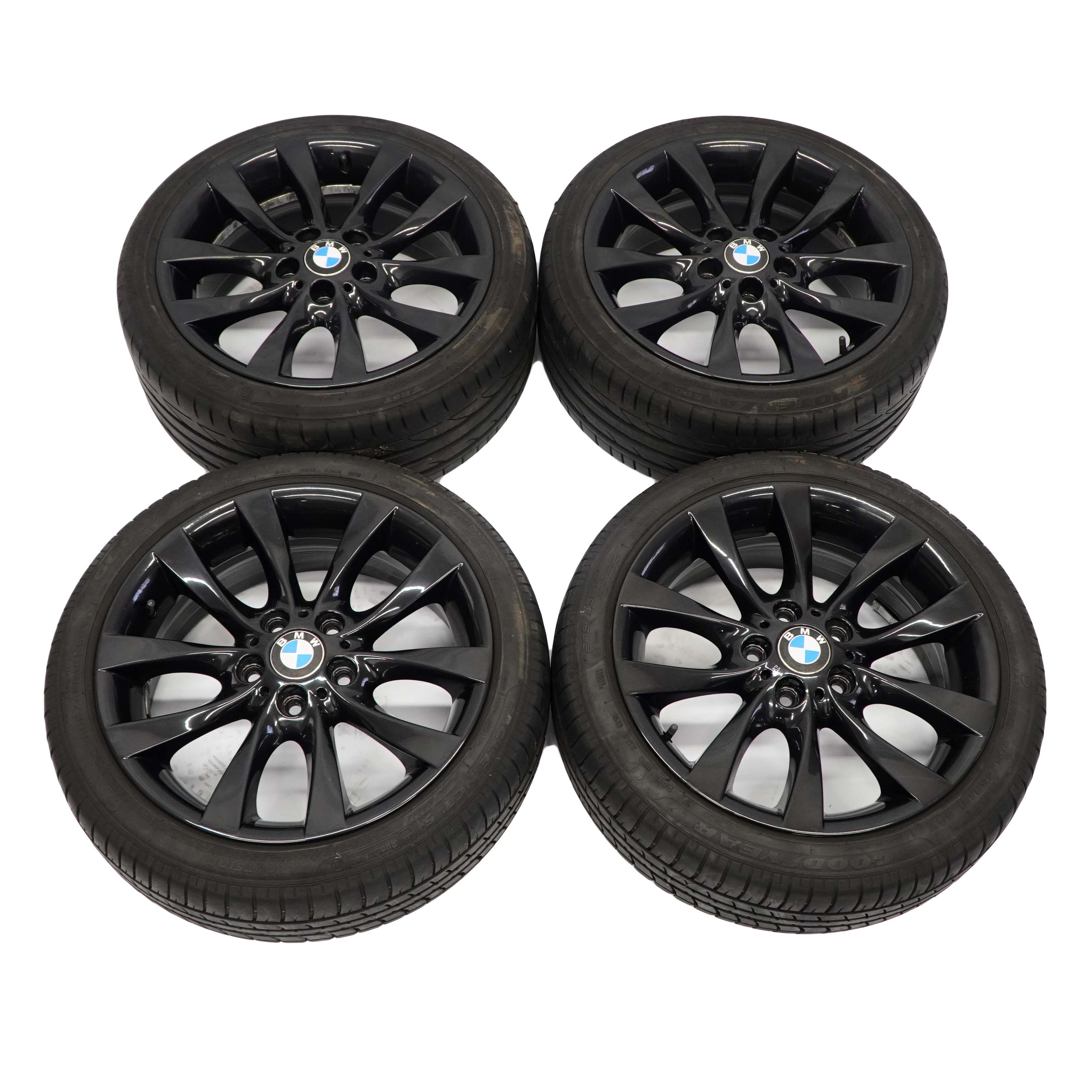 BMW E81 E82 E87 Komplettes 4x Alu Felge Alufelgen Reifen 18" V-Speiche 217