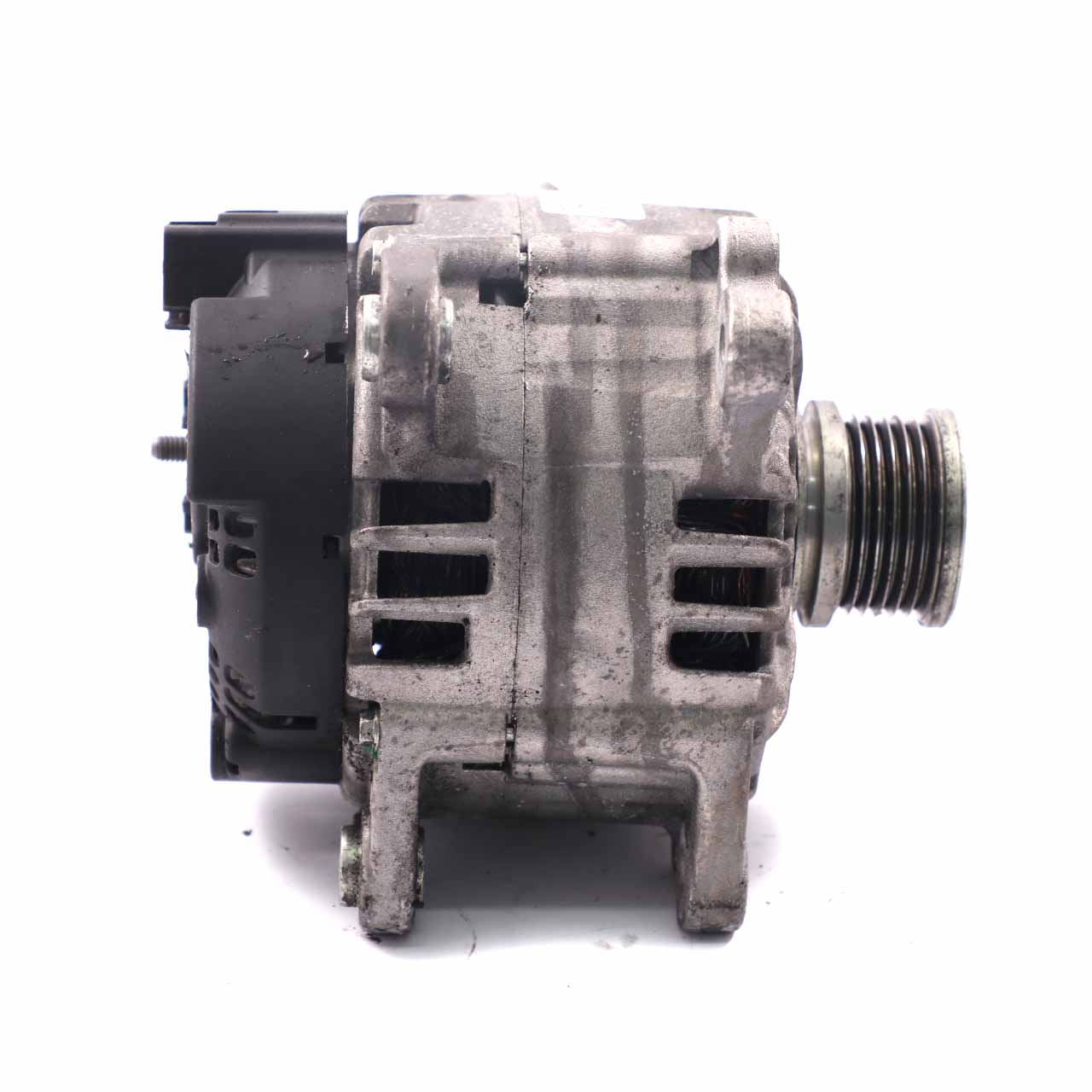 Audi A4 B8 2.0 TDI Lichtmaschine Generator 03G903016G