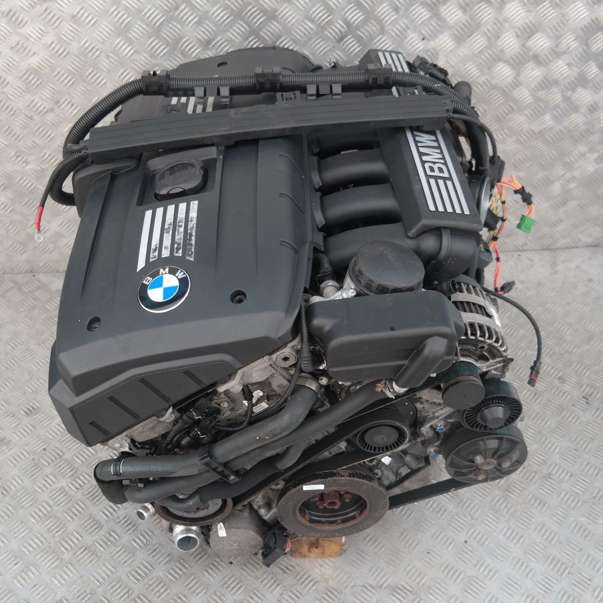 BMW E90 E91 E92 E93 LCI Kompletter Motor 325i N52N N52B25A 139000km, GARANTIE