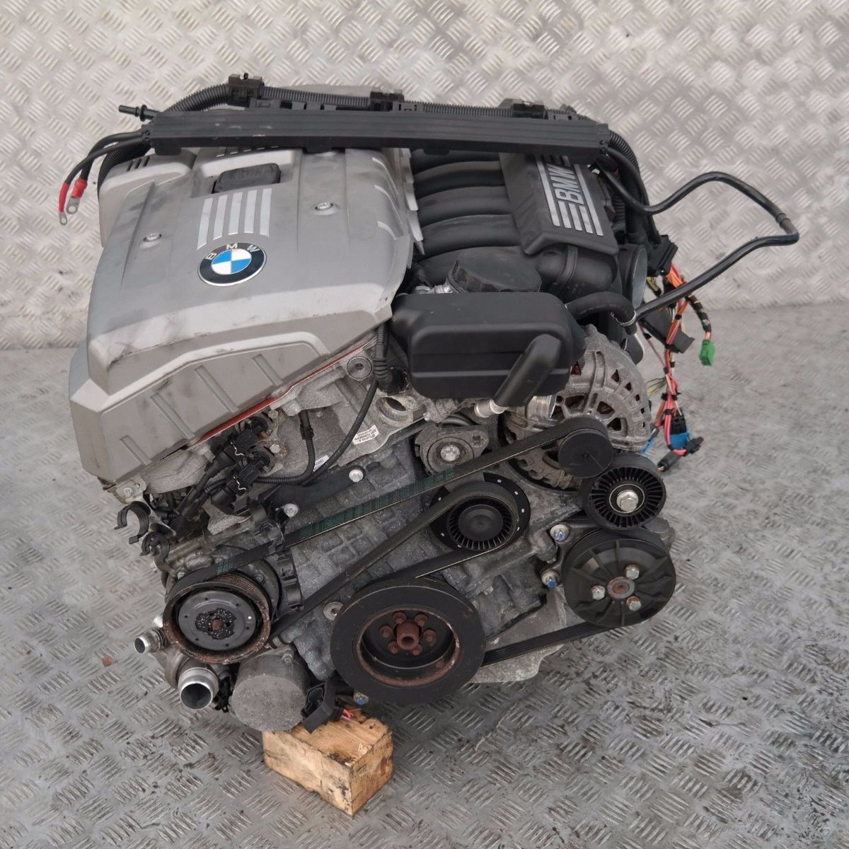 BMW 3 er E90 E91 Kompletter Motor 325i N52 N52B25A 218PS  115 000km, GARANTIE