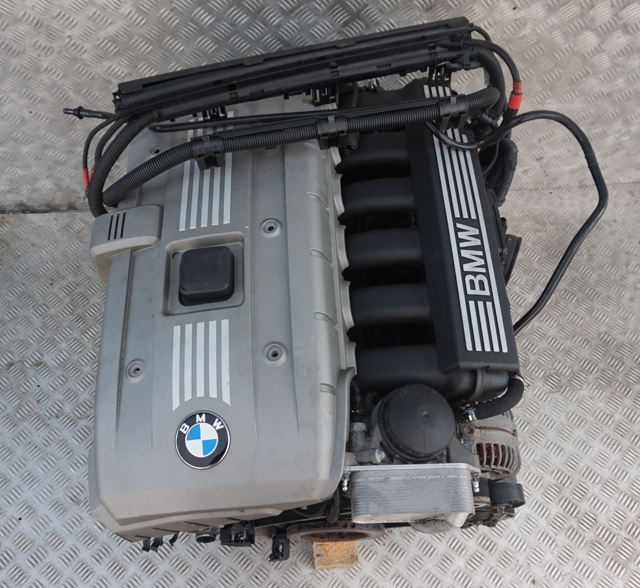 BMW 3 er E90 E91 325i Benzin N52 218PS Kompletter Motor N52B25A GARANTIE