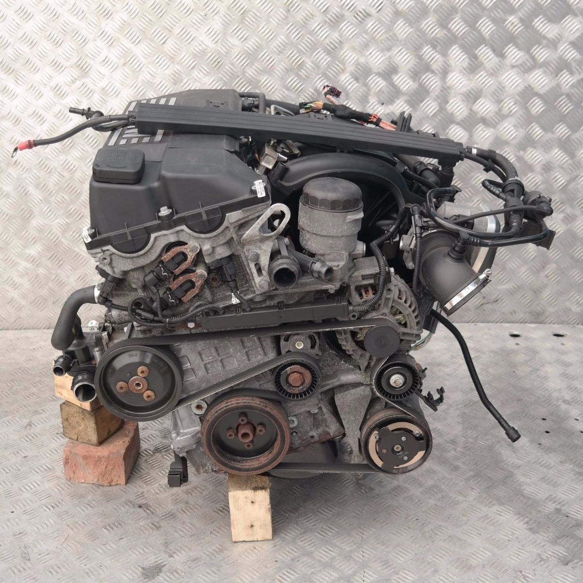 BMW 1 3 er E87 E90 116i 316i 116PS kompletter Motor N45B16A 96 000 km GARANTIE