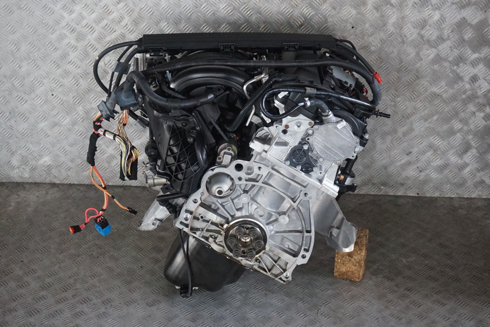 BMW 1 3 E87 E90 E91 120i 320i 150PS Kompletter Motor N46B20B 48 000 km GARANTIE