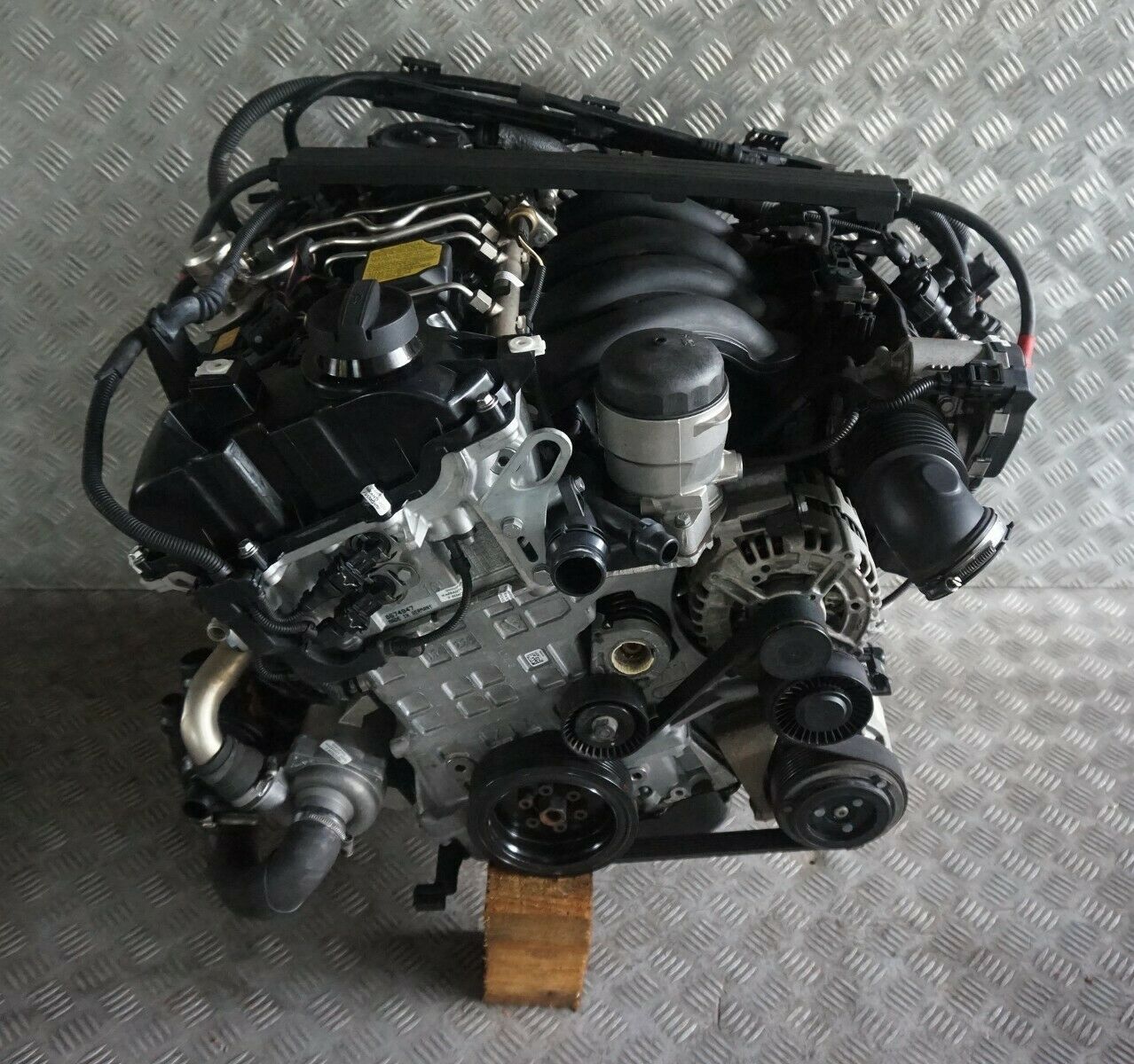 BMW E81 E87 LCI E90 116i 316i 122PS kompletter Motor N43B16AA 16000km GARANTIE