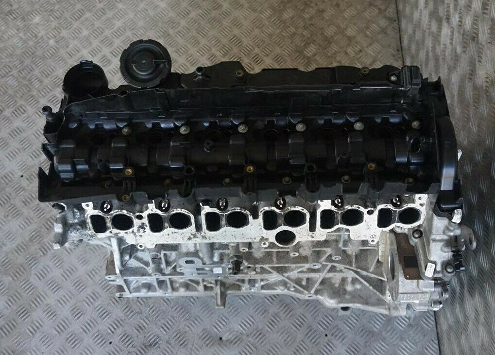 BMW E90 E91 LCI E92 325d 330d Nackter Motor N57D30A mit 128 000 km GARANTIE