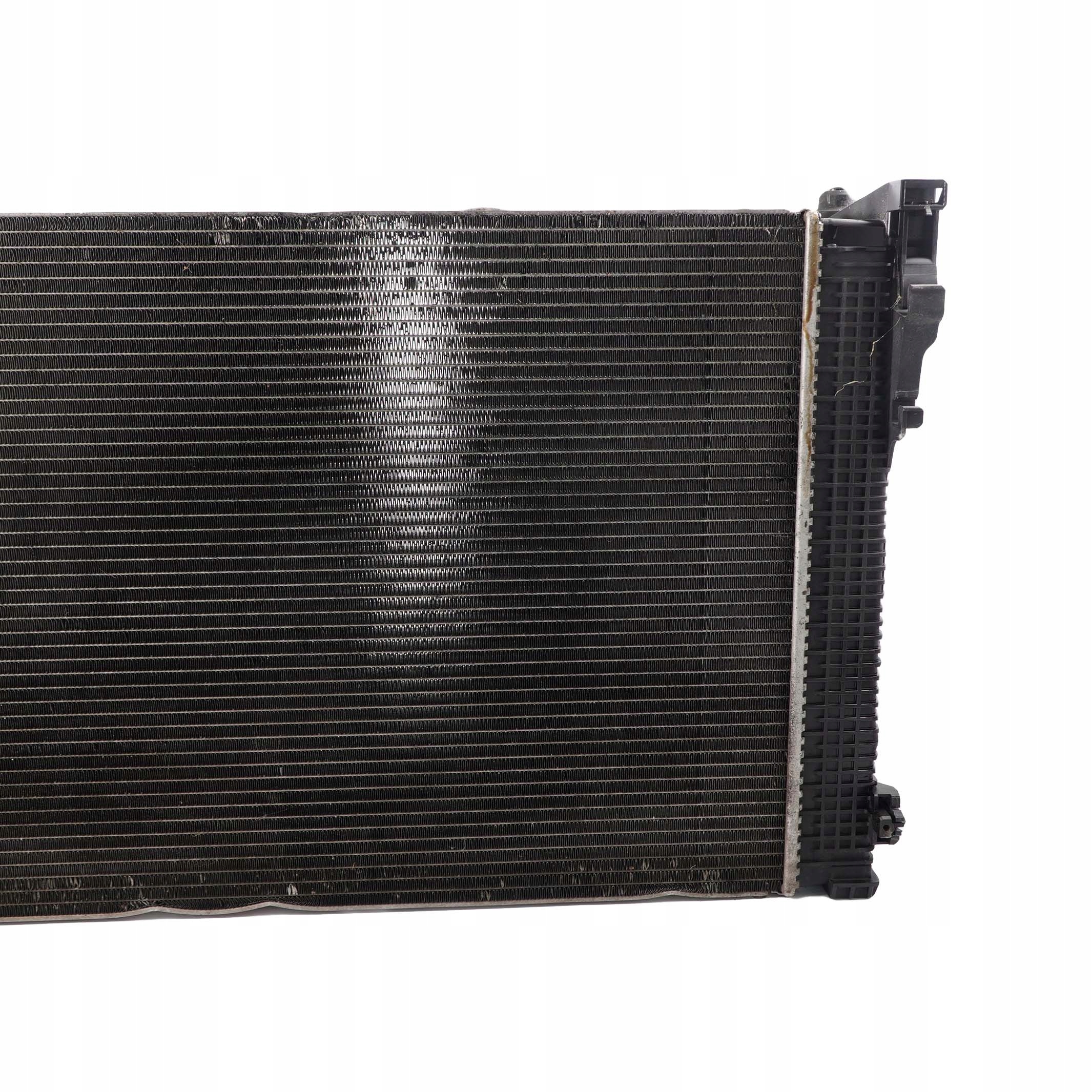 Mercedes-Benz C E W204 W207 W212 Motorkühlung Kühler Radiator A2045004303