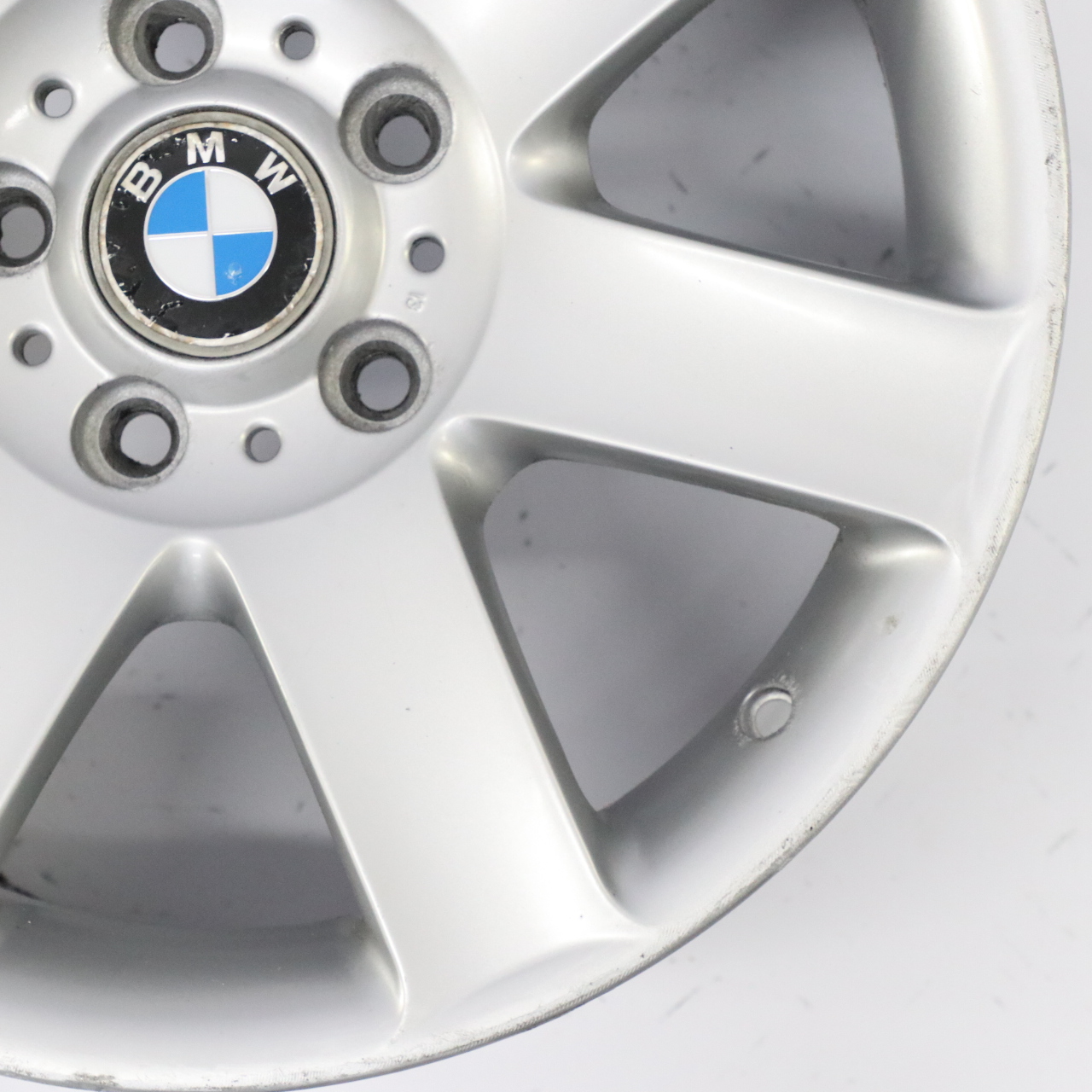 BMW E36 E46 Silberne Leichtmetallfelge 17" Sternspeichen 44 ET:47 8J 1094506