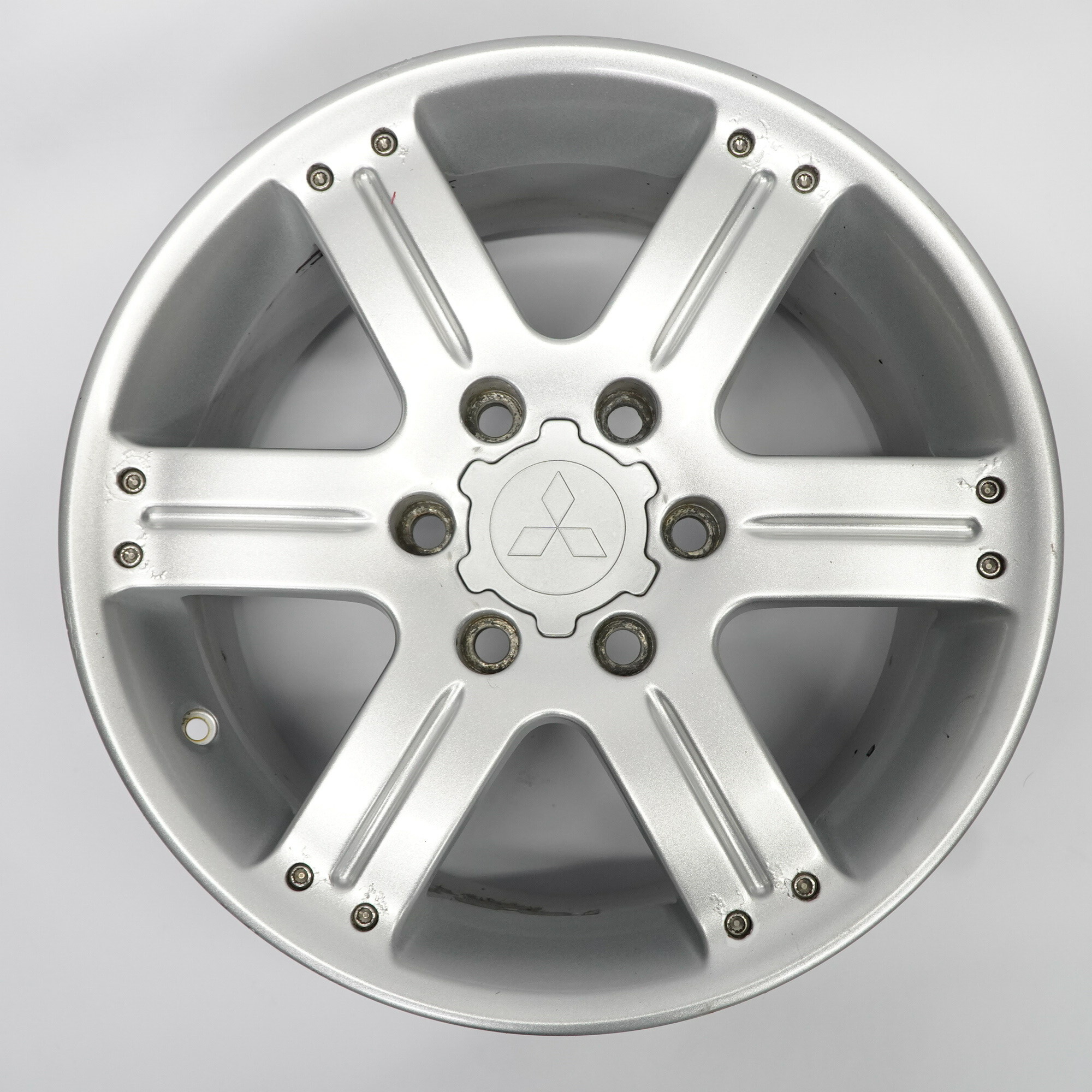 Mitsubishi Shogun Pajero Silber Leicht metall felge 18" ET:46 8.5J 16388546Z2