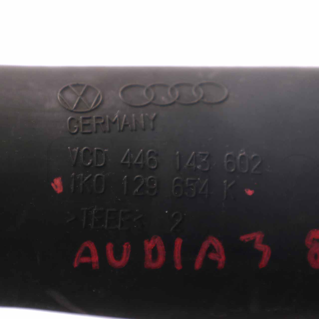 Audi A4 B7 2.0 TDI Diesel Turbo Ladeluftkühler Ansaugschlauch Rohr 1K0129654K