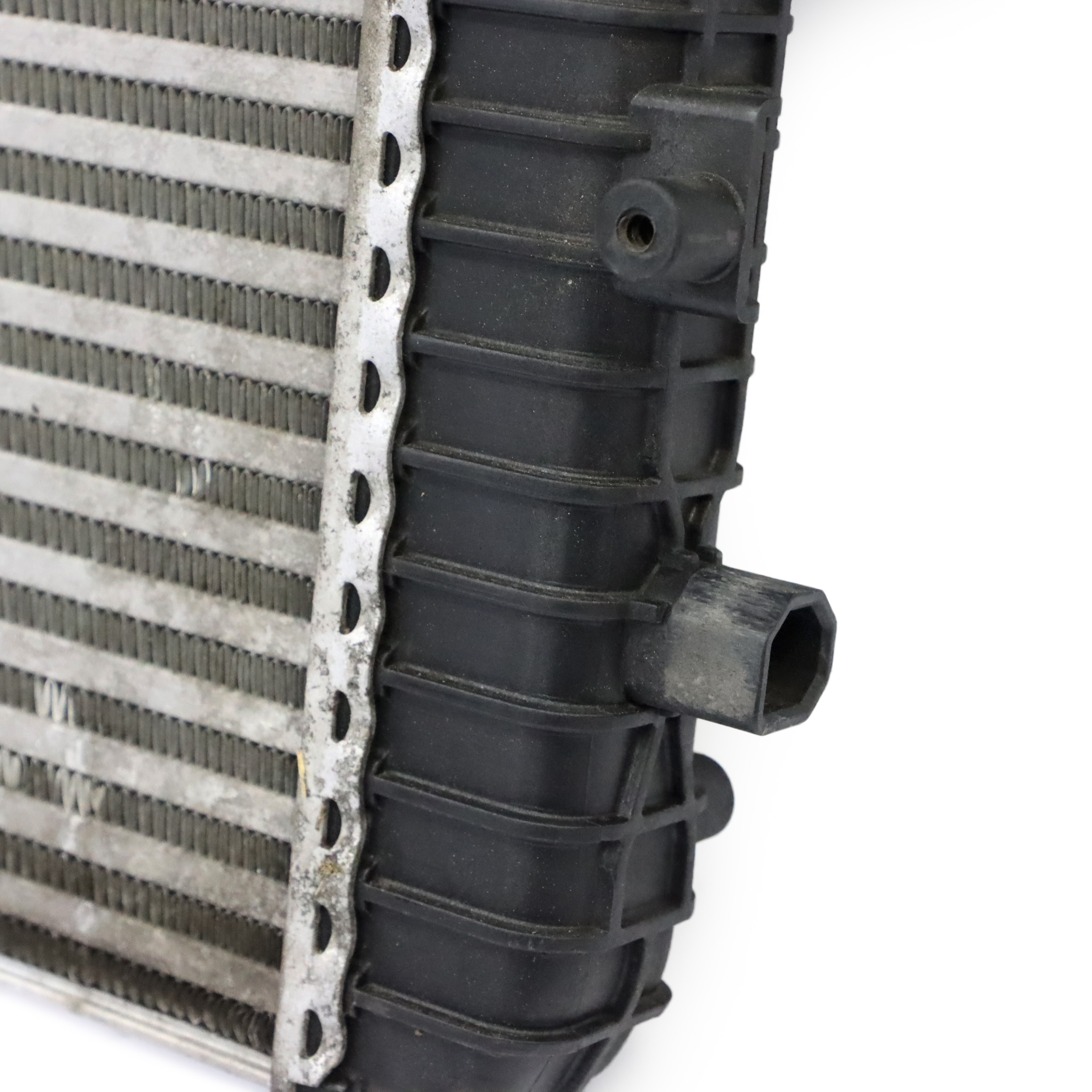 Audi A3 8P Ladeluftkühler Intercooler Kühlereinheit 1K0145803A