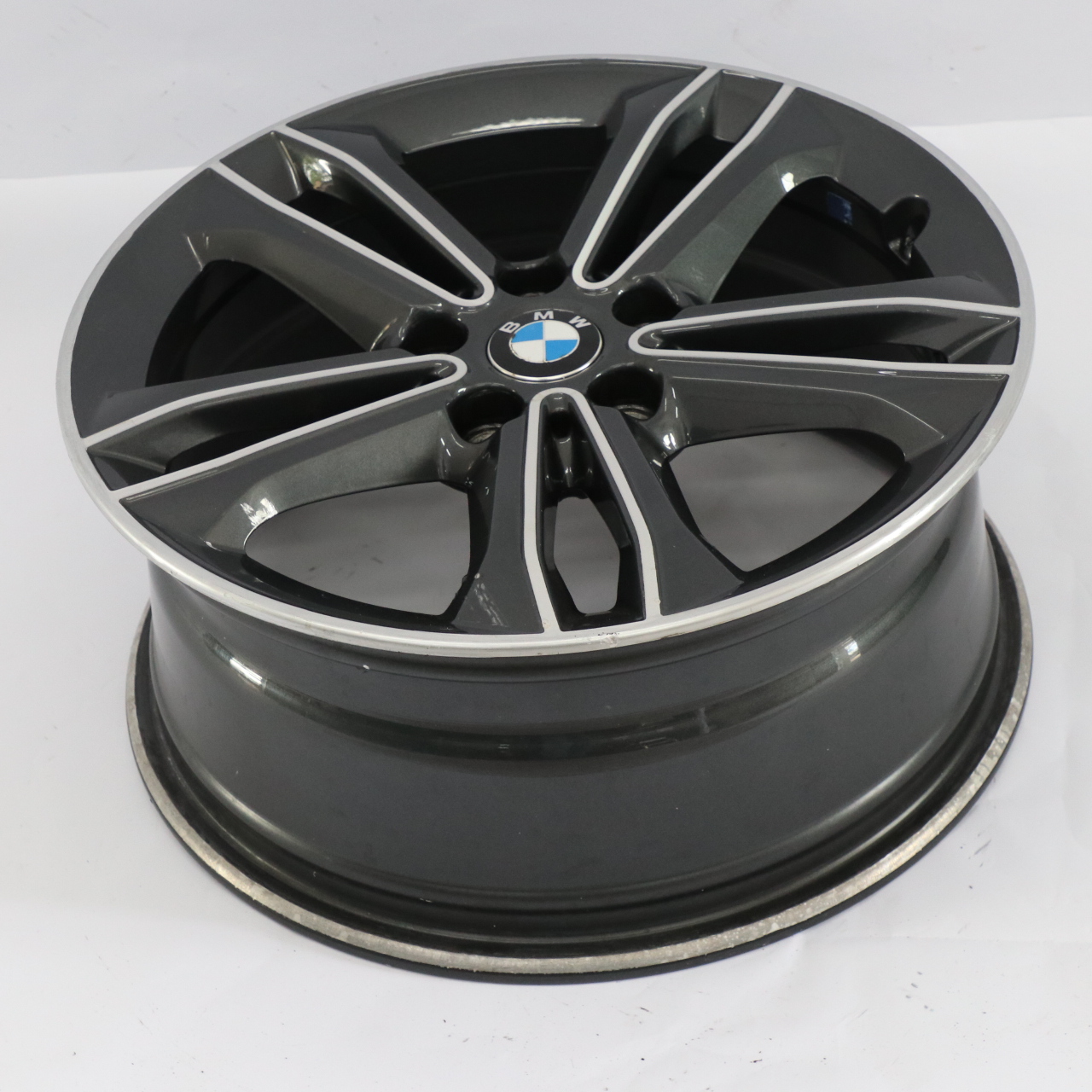 BMW F40 F44 F45 F46 Leicht metall felge 17" 7,5J ET:54 Doppelspeiche 549 6856087