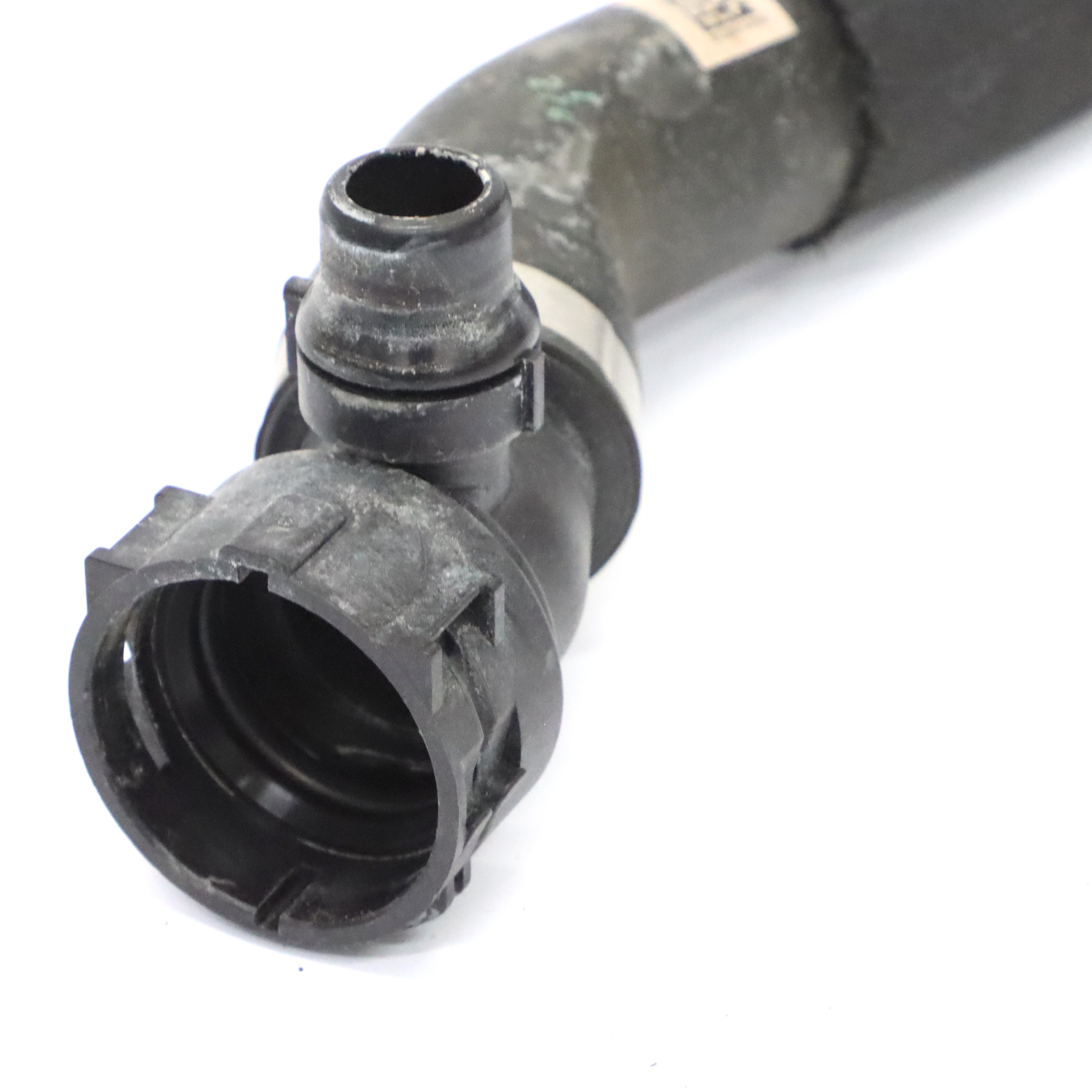 Wasser Kühl mittel Rohr BMW G30 G31 Flüssig keits schlauch Kühler pumpe 8581028