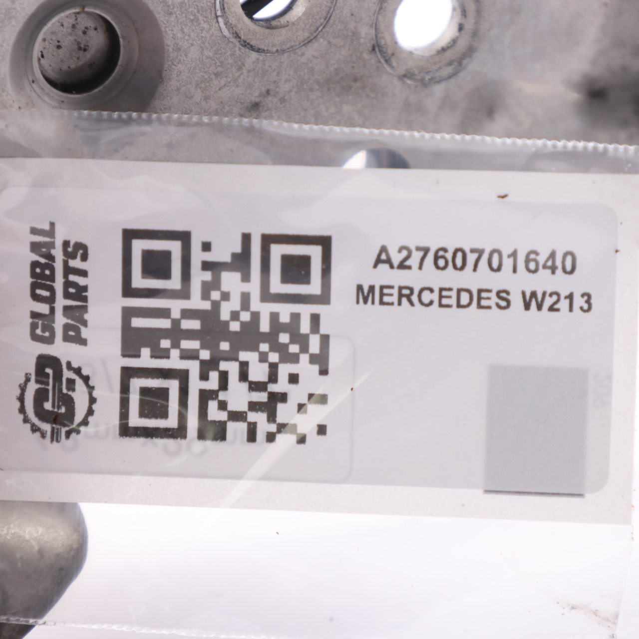 Mercedes W213 Hitzeschild Motorhalterung A1712410334