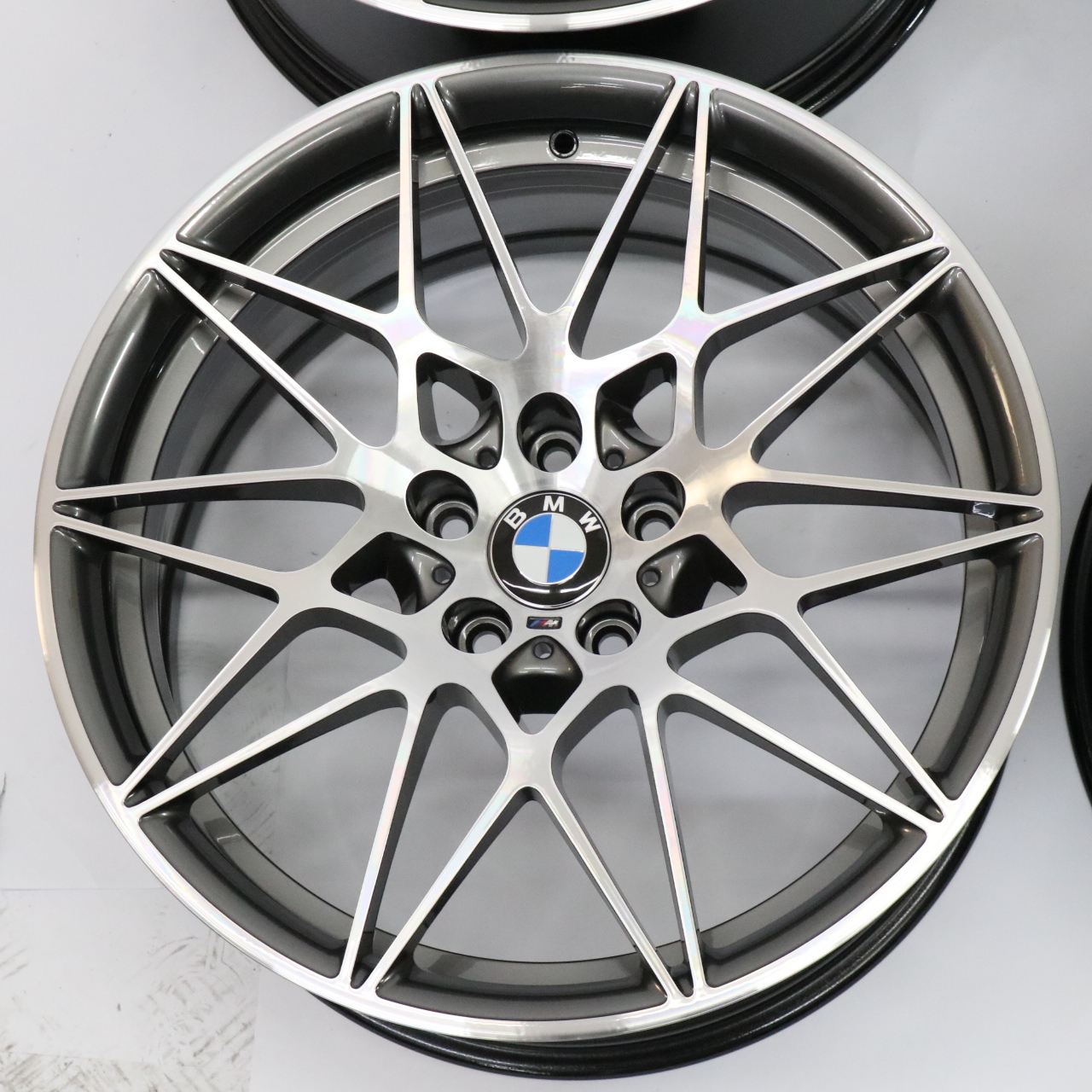 BMW F80 M3 Ferric Grau 4X Felge 20" M Sternspeiche 666 9J/10J 2287501