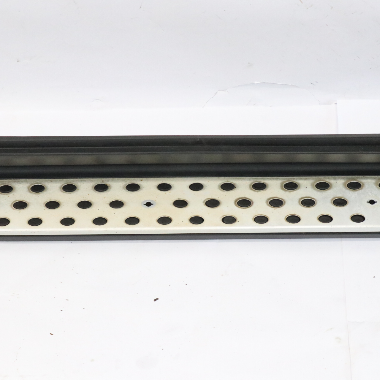 Mercedes ML W164 Front Right O/S Door Sill Step Plate Entrance Cover Trim