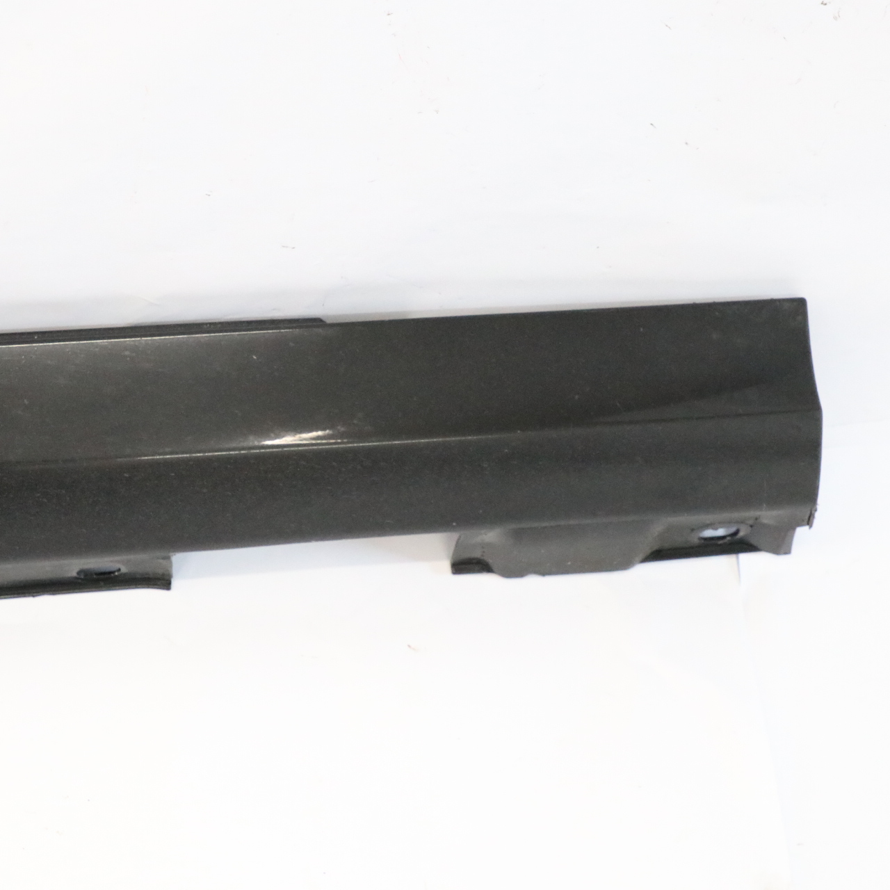 Mercedes W204 Side Skirt Door Sill Cover Right O/S Obsidian Black Metallic - 197