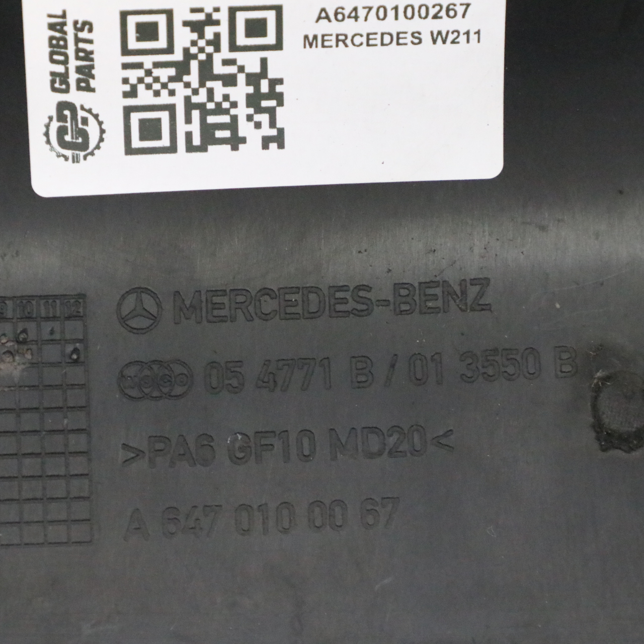 Mercedes W211 S211 Diesel OM647 Motor Abdeck Platte Shwarz A6470100267