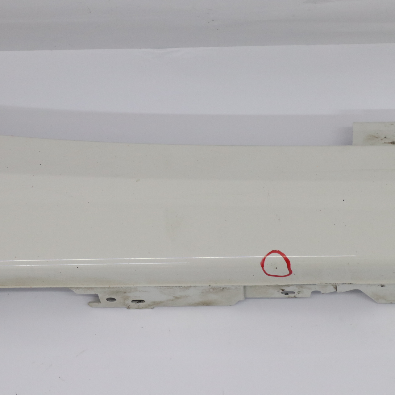 BMW F21 F22 Side Skirt Right O/S Sill Strip Alpinweiss 3 Alpine White - 300