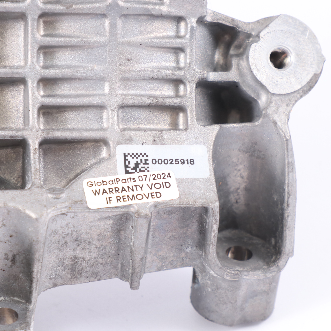 BMW G20 Wasserpumpe Motor Kühlmittelpumpe Träger 8650987