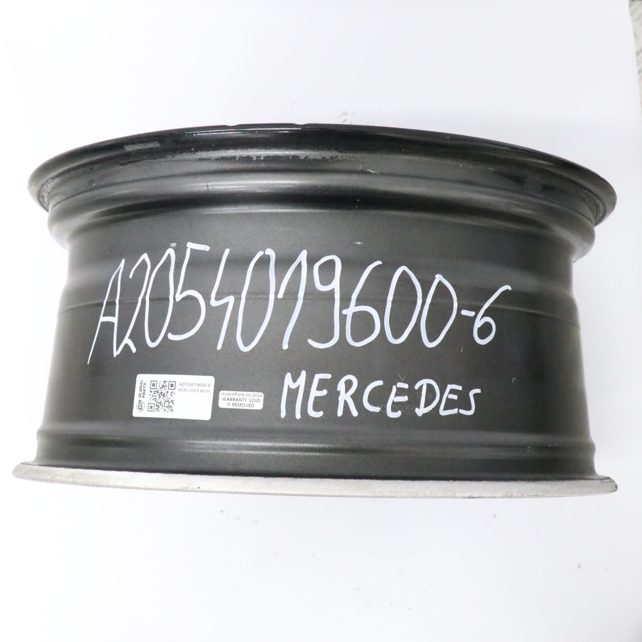 Mercedes W205 Leichtmetallfelge AMG 18" ET:49 8,5J 5 Doppelspeiche A2054019600