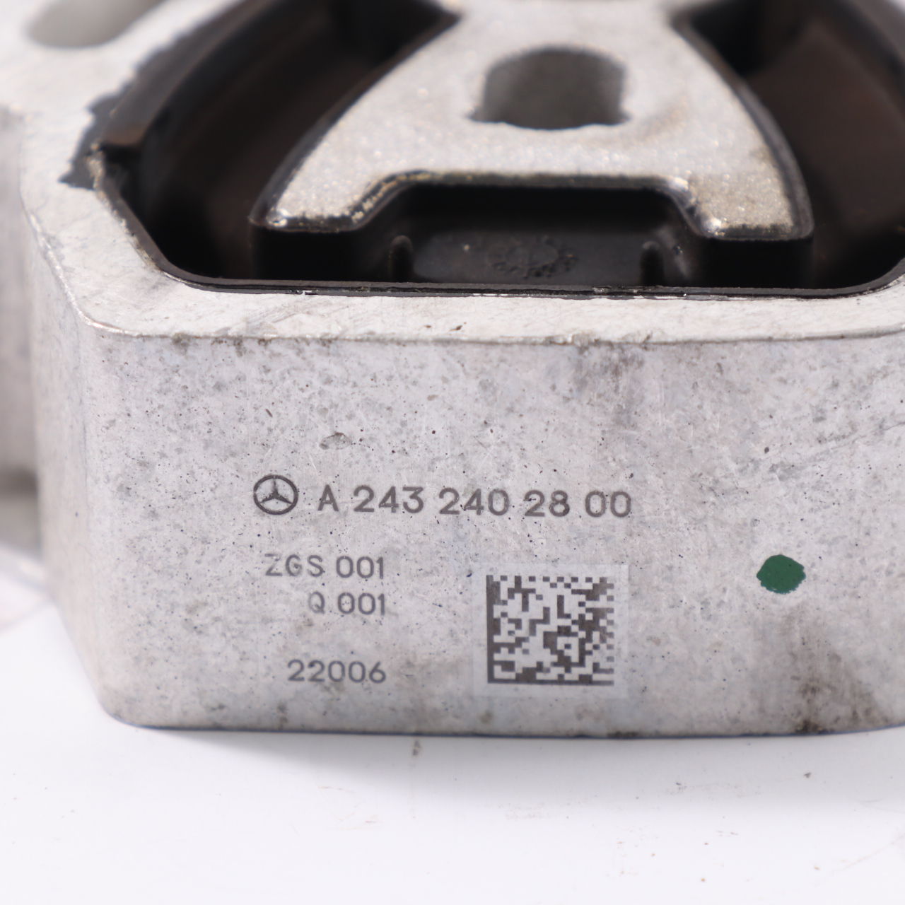 Mercedes EQA H243 Motorhalterung Halterung Oben Rechts A2432402800