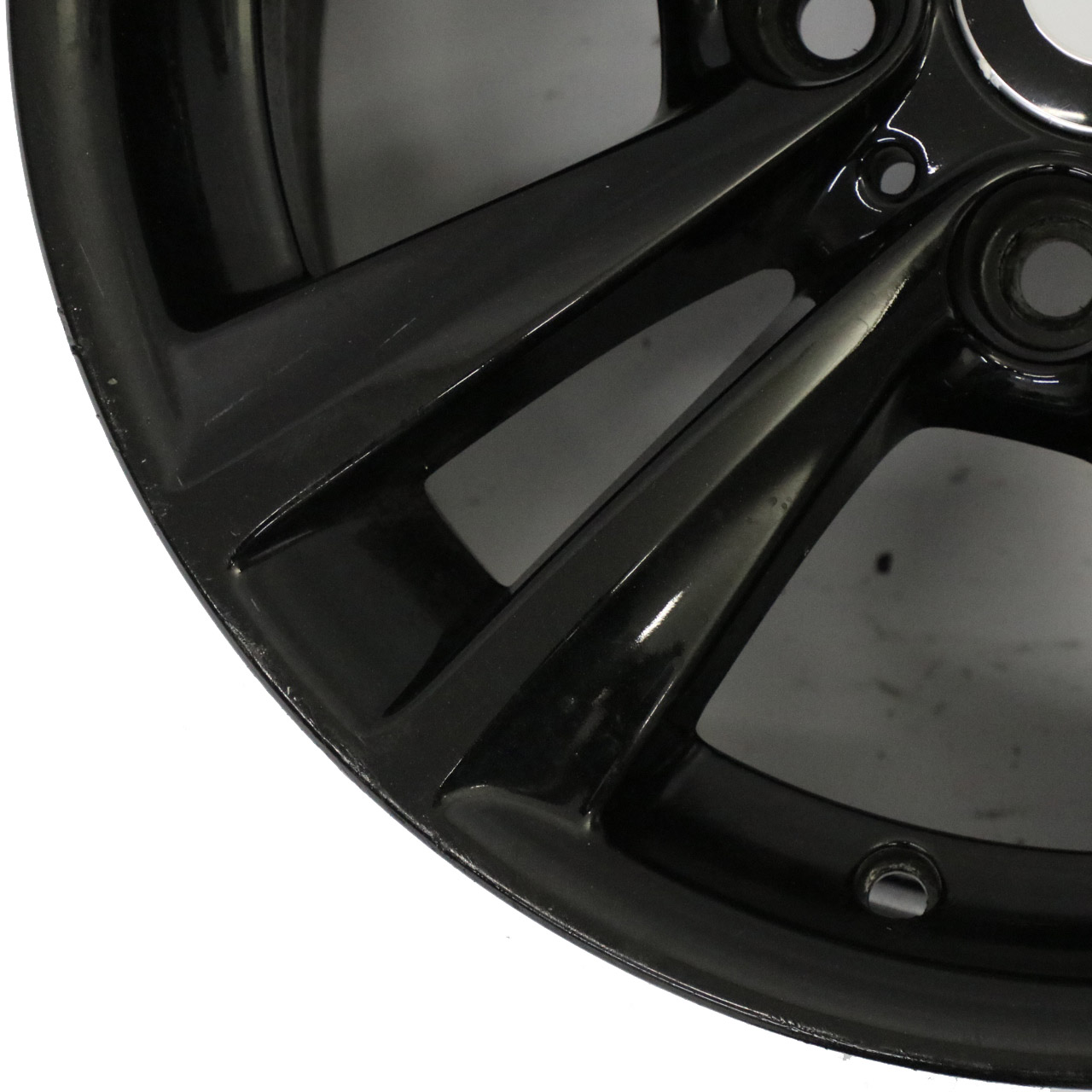 BMW F30 F31 LCI Schwarz Leicht Metall Felge 16" V Speiche 656 7,5J ET:37 6866304