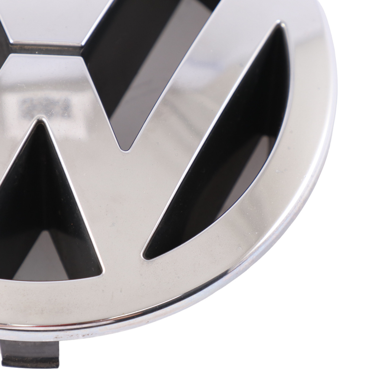 VW Volkswagen Touareg 7L Emblem Abzeichen Haube Motorhaube Chrom 7L6853601A