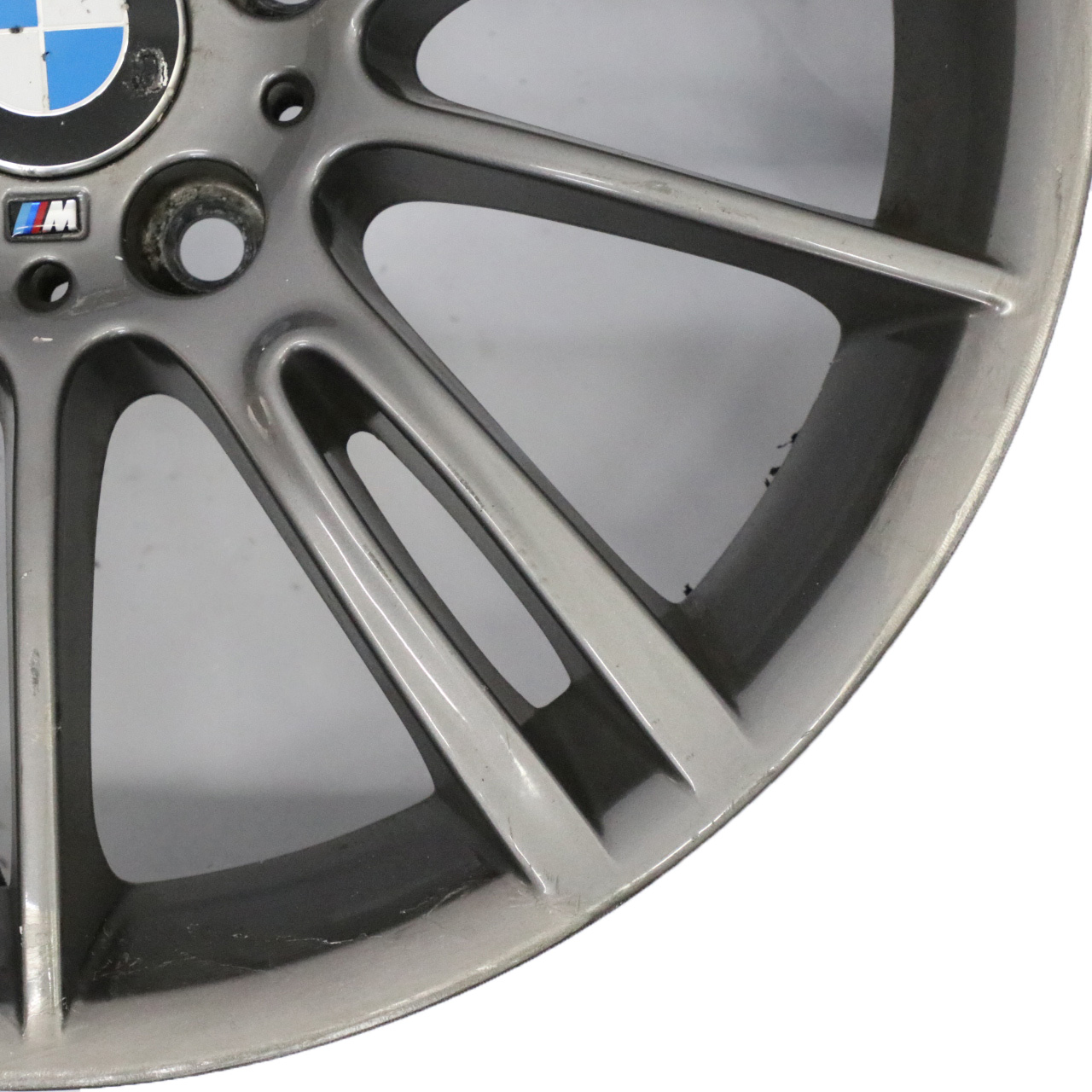 BMW E90 E91 E92 Grau Leichtmetallfelge vorne 18" 8J ET:34 M Spider Speiche 193