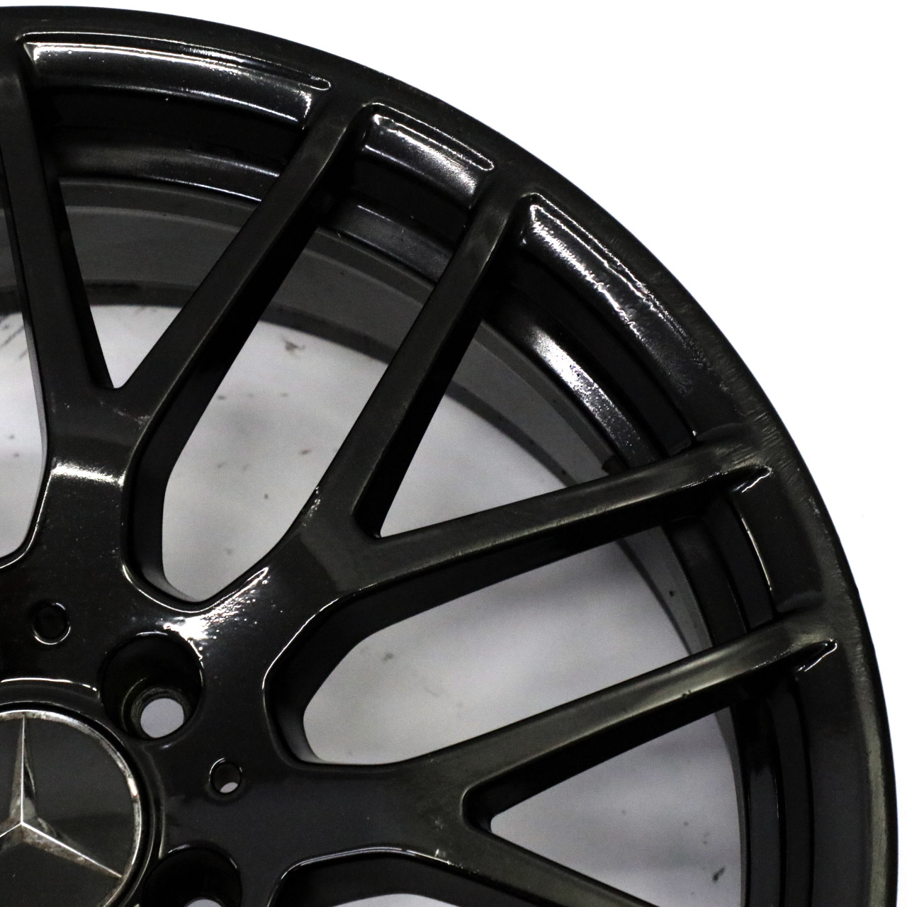 Mercedes C117 W176 Schwarz Leicht Metall Felge 19" ET:48 8J A1764010900