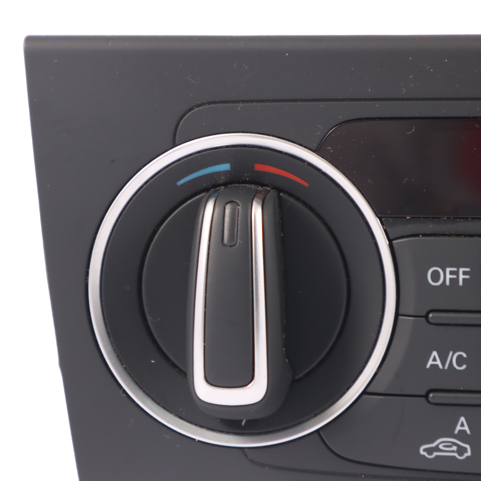 Audi Q3 8U A/C Klimaanlage Heizung Klimasteuerung Schalttafel 8U0820043F