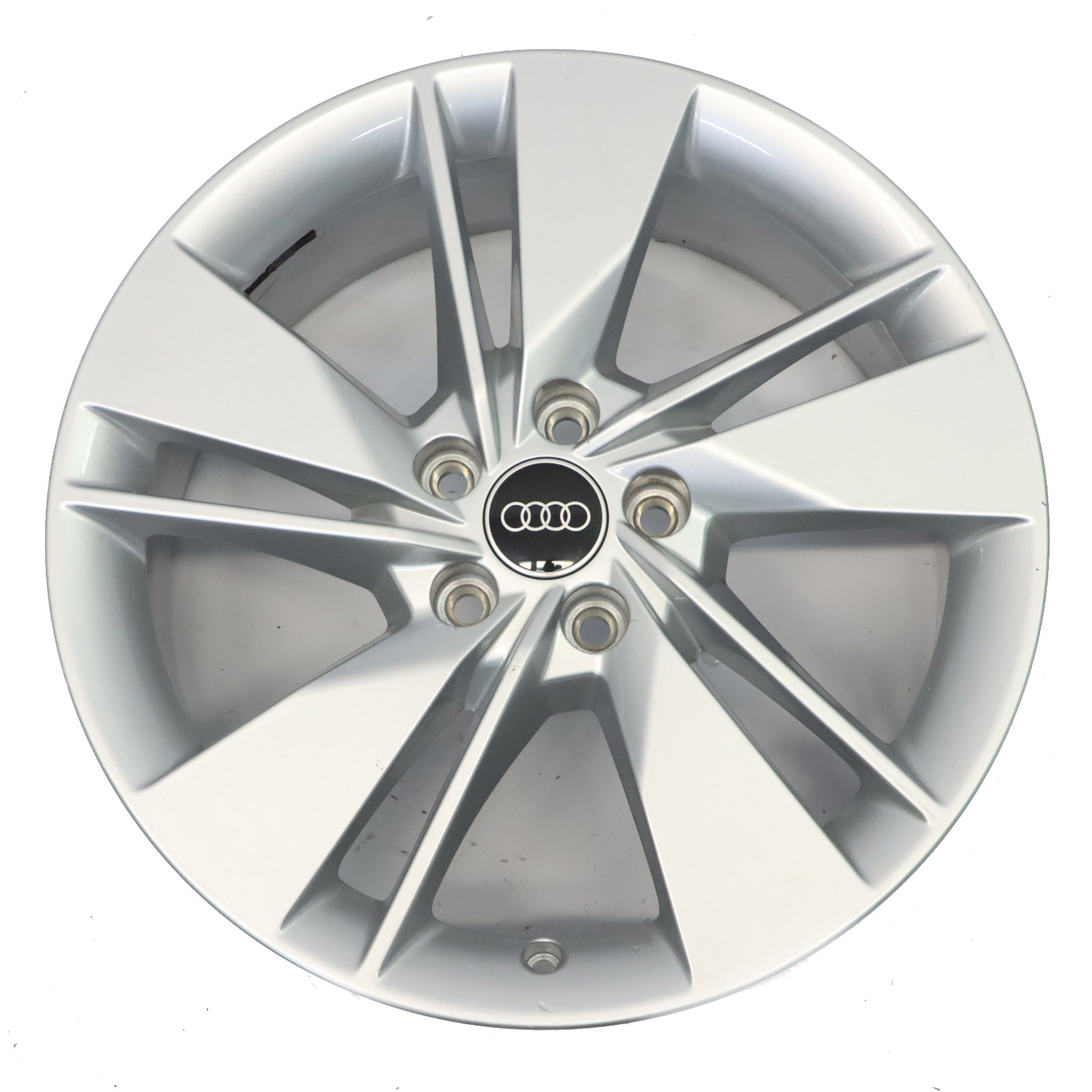 Audi Q2 GA Silberne Leicht Metall Felge 18" ET:45 7J 81A601025AL