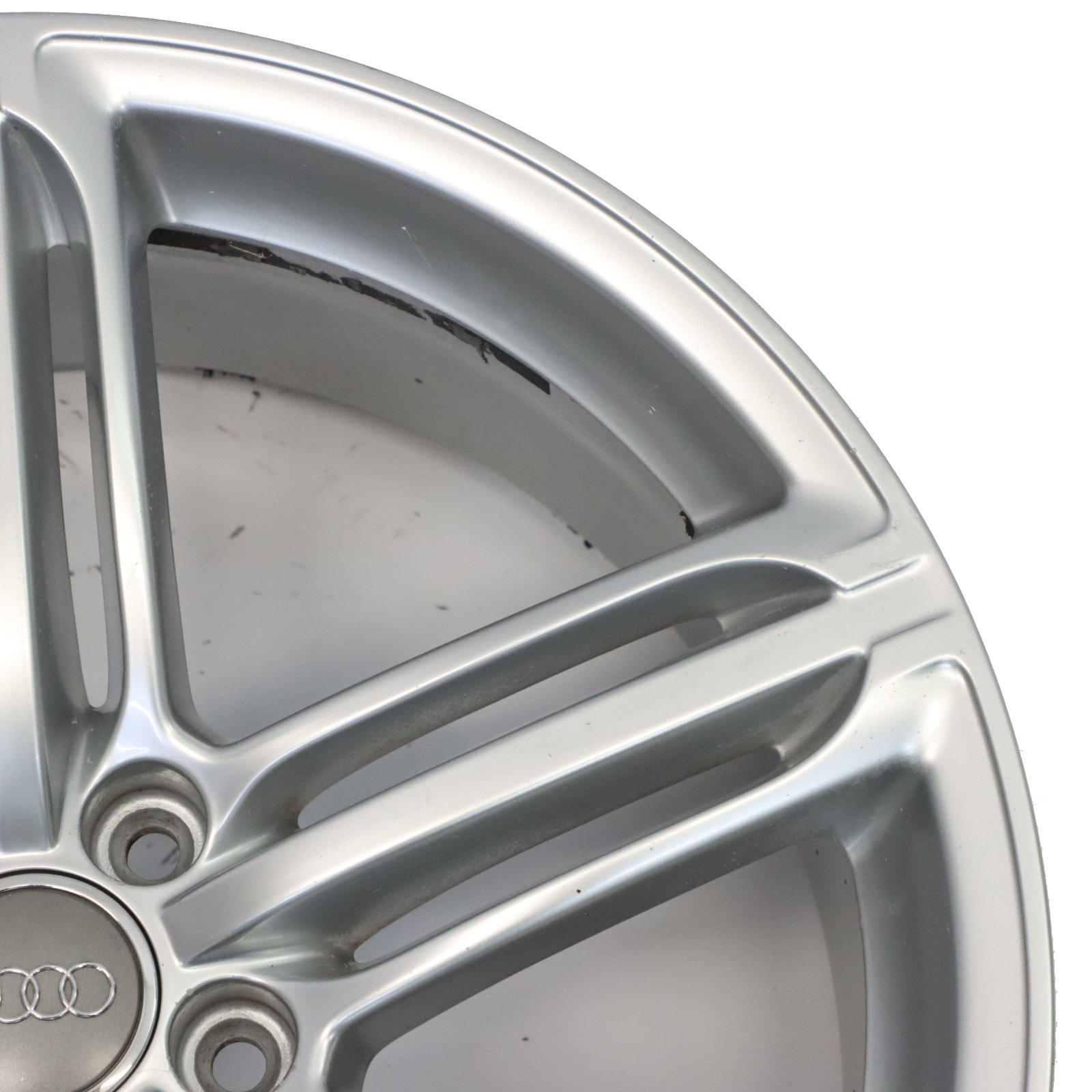 Audi Q5 8R Silber Leichtmetallrad Felge 20" 8,5J ET:33 8R0601025BG