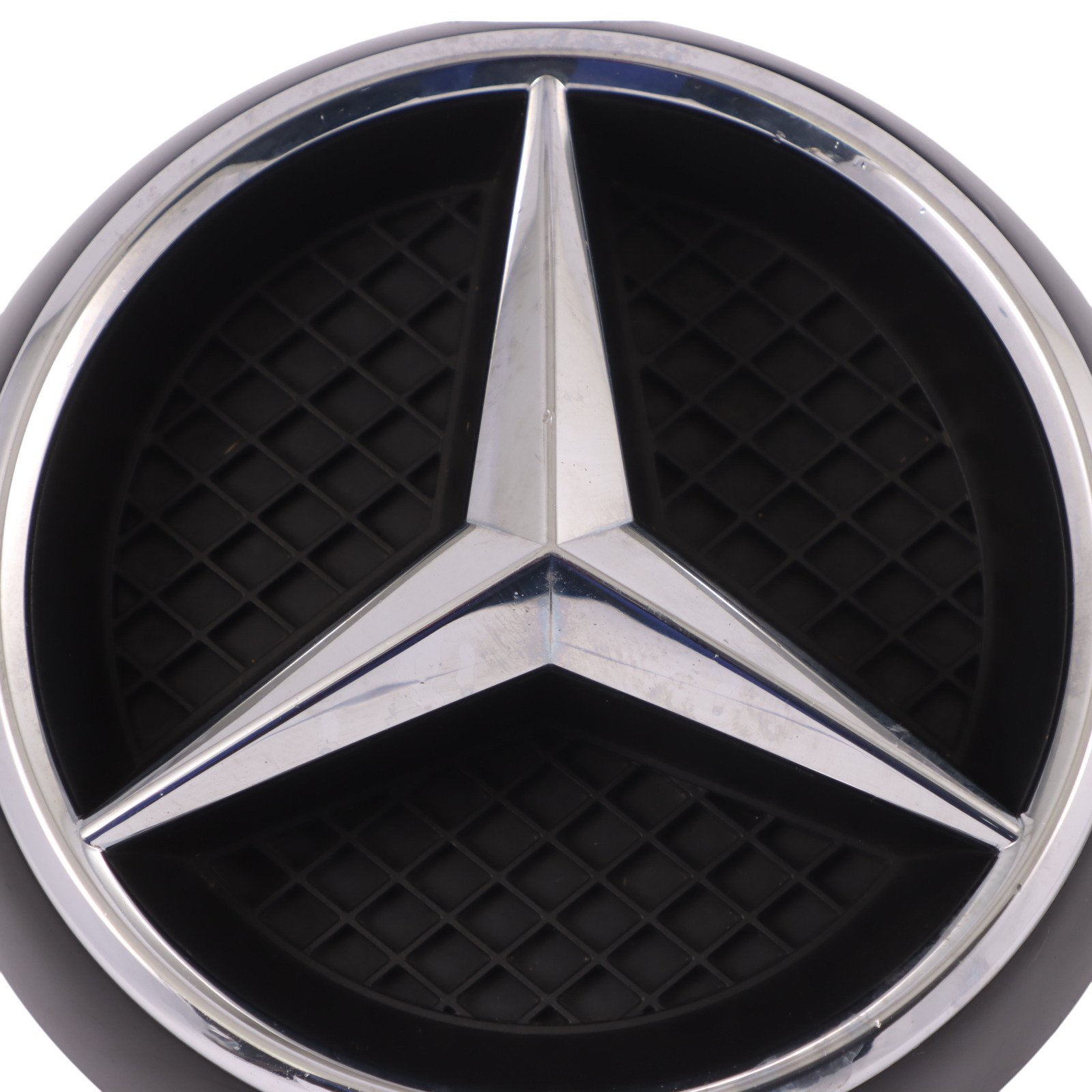 Mercedes W213 A238 Cabrio AMG Frontgrill Zierleiste Emblem A2388880700