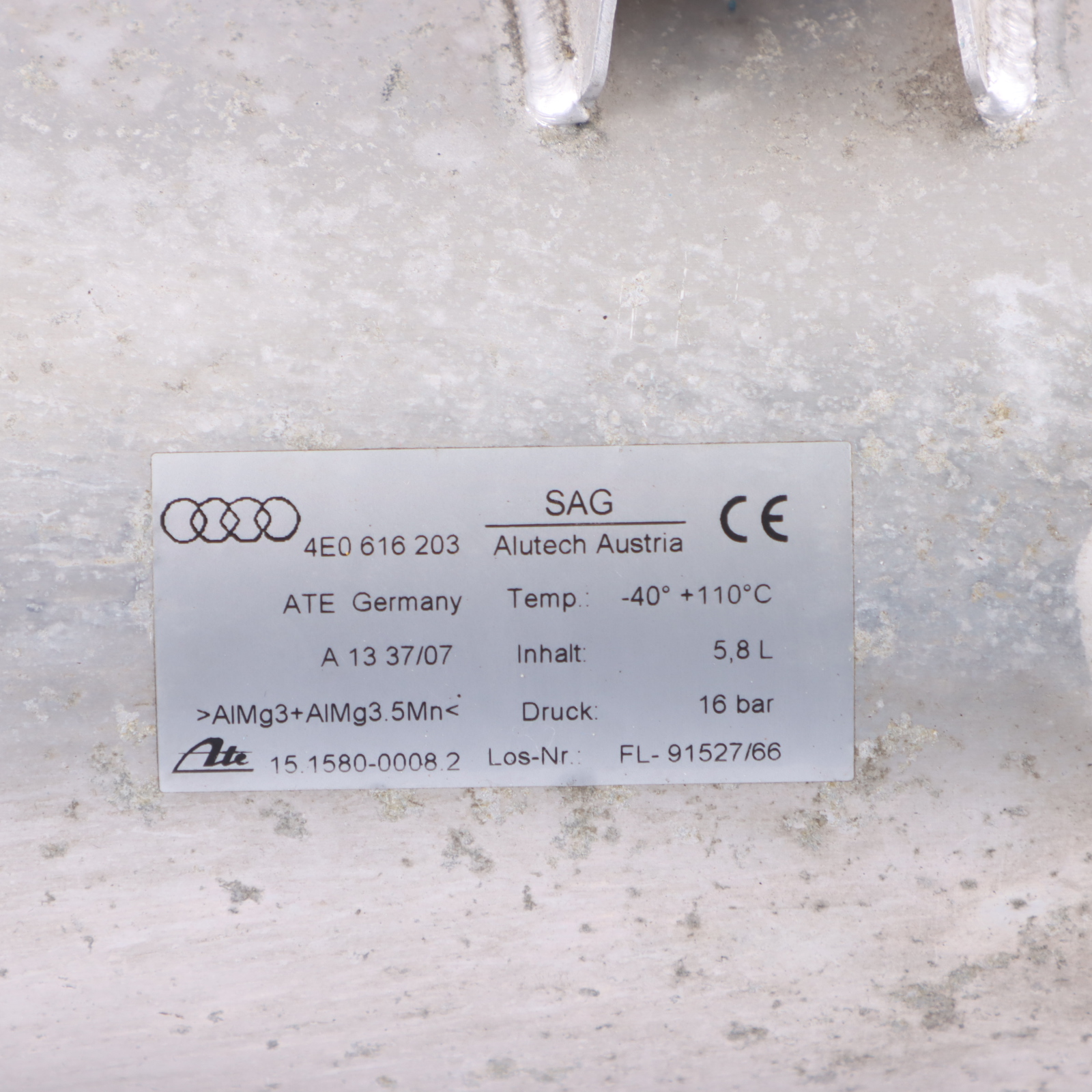 Audi S8 D3 Federung Luftkapazität Tank Druck Zylinder Reservoir 4E0616203