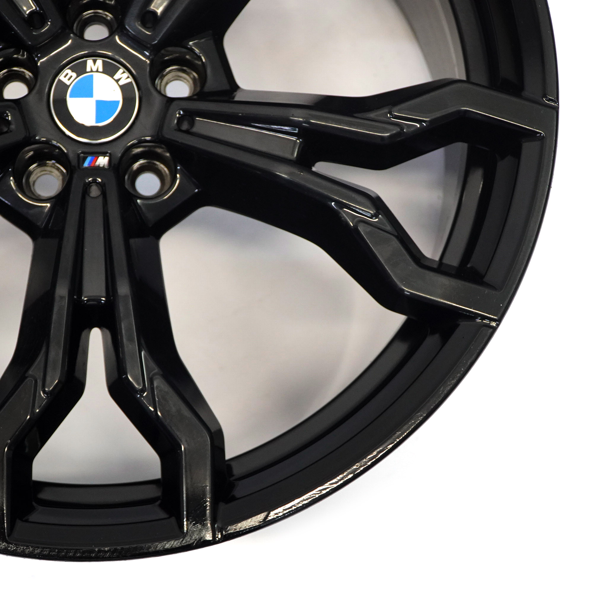 BMW X3M F97 X4M F98 Hinterachs Alufelge 21" 10J ET:39 V-Speiche 765M 8060042