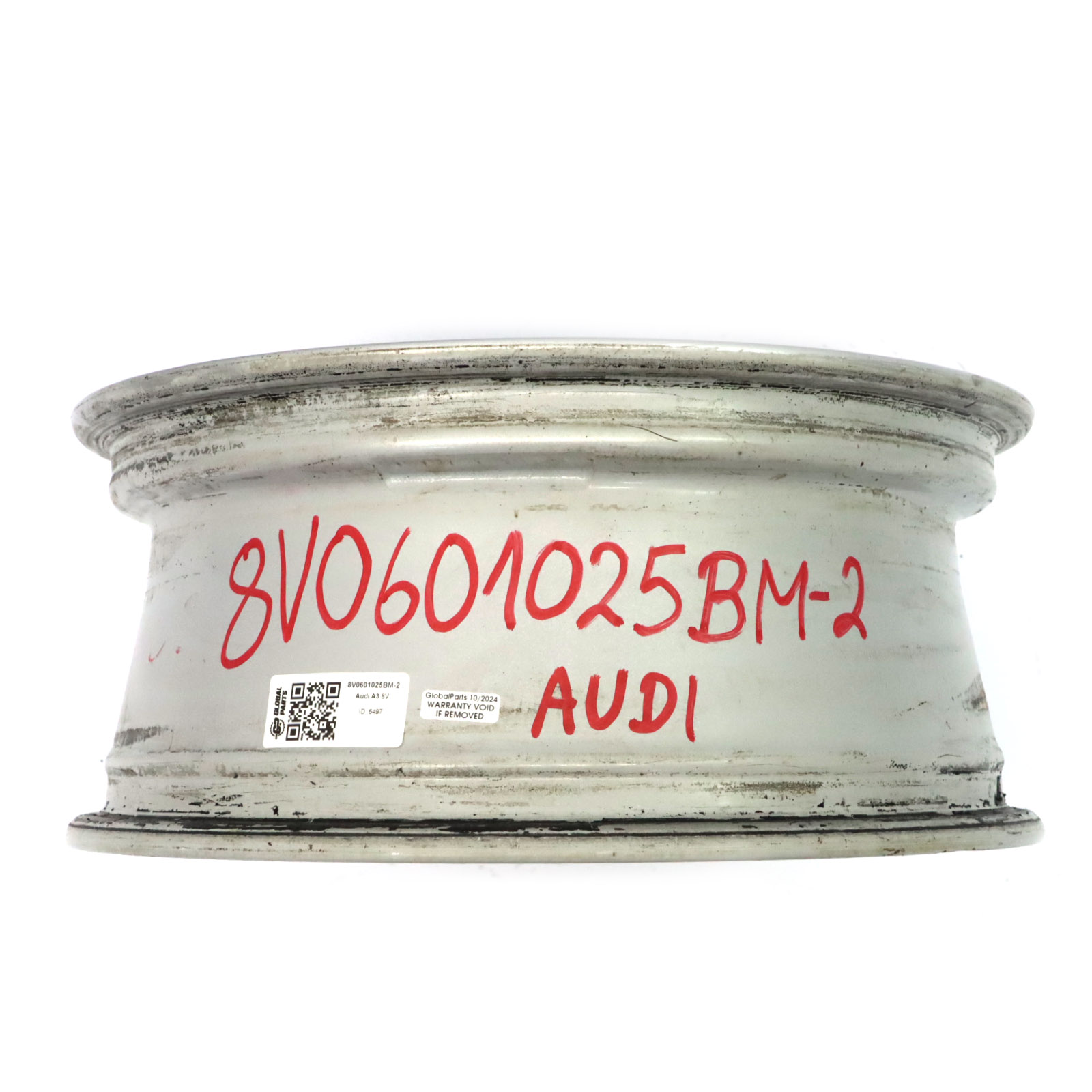 Audi A3 8V Silberne Leicht Metall Felge 16" 6.5J ET46 8V0601025BM