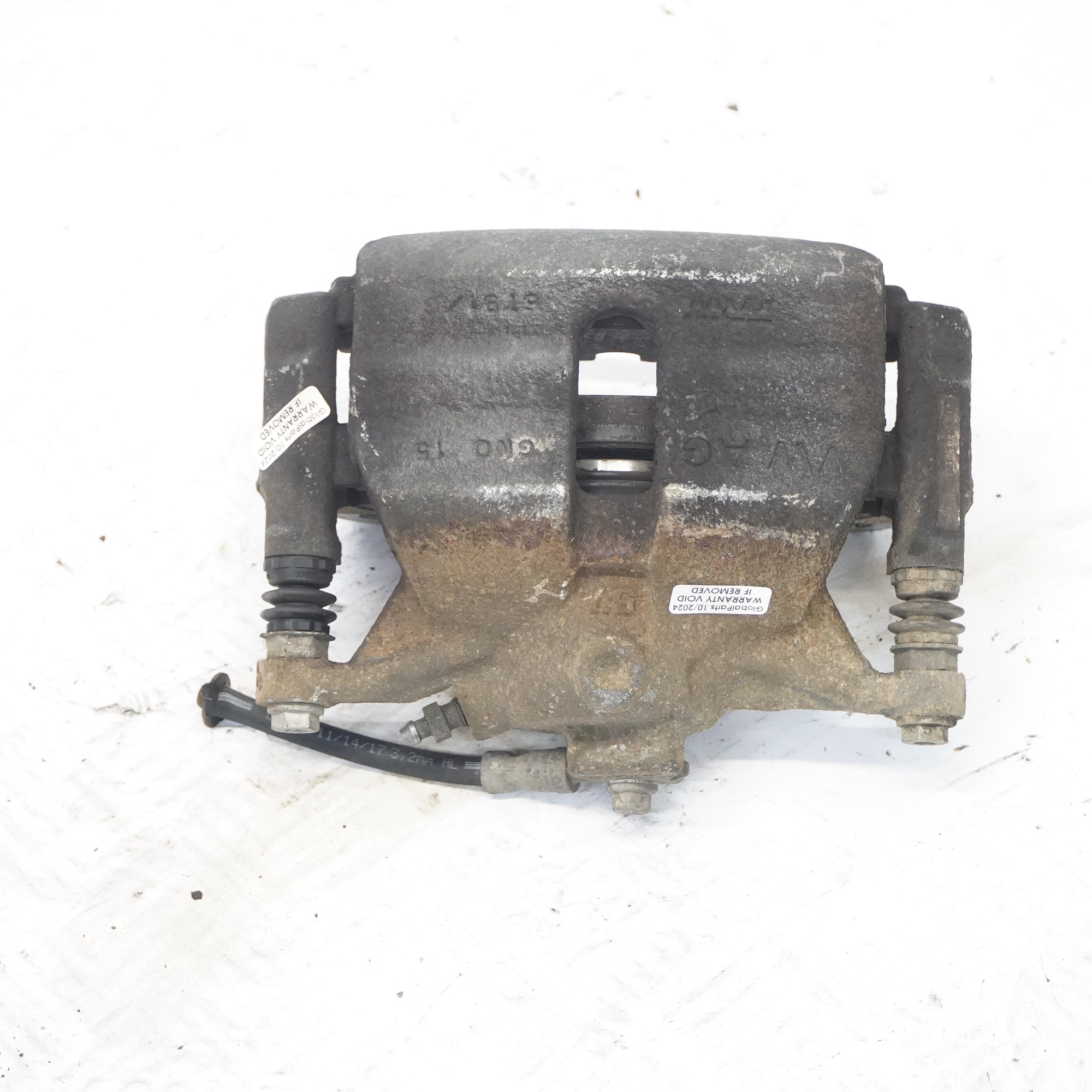 Volkswagen VW Golf SV Bremssattel vorne links Träger 8V0615123