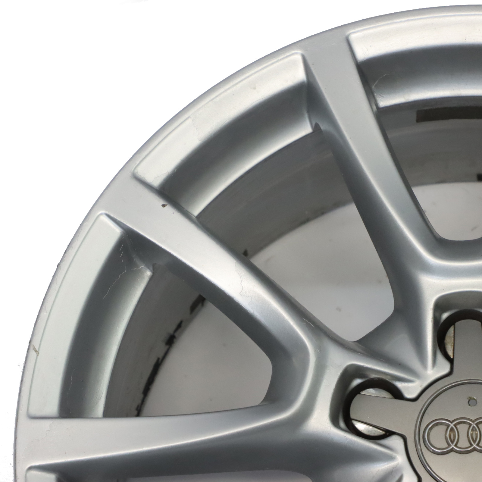 Audi Q5 8R Silberne Leichtmetallfelge 18" 8J ET:39 Doppelspeiche 8R0601025C