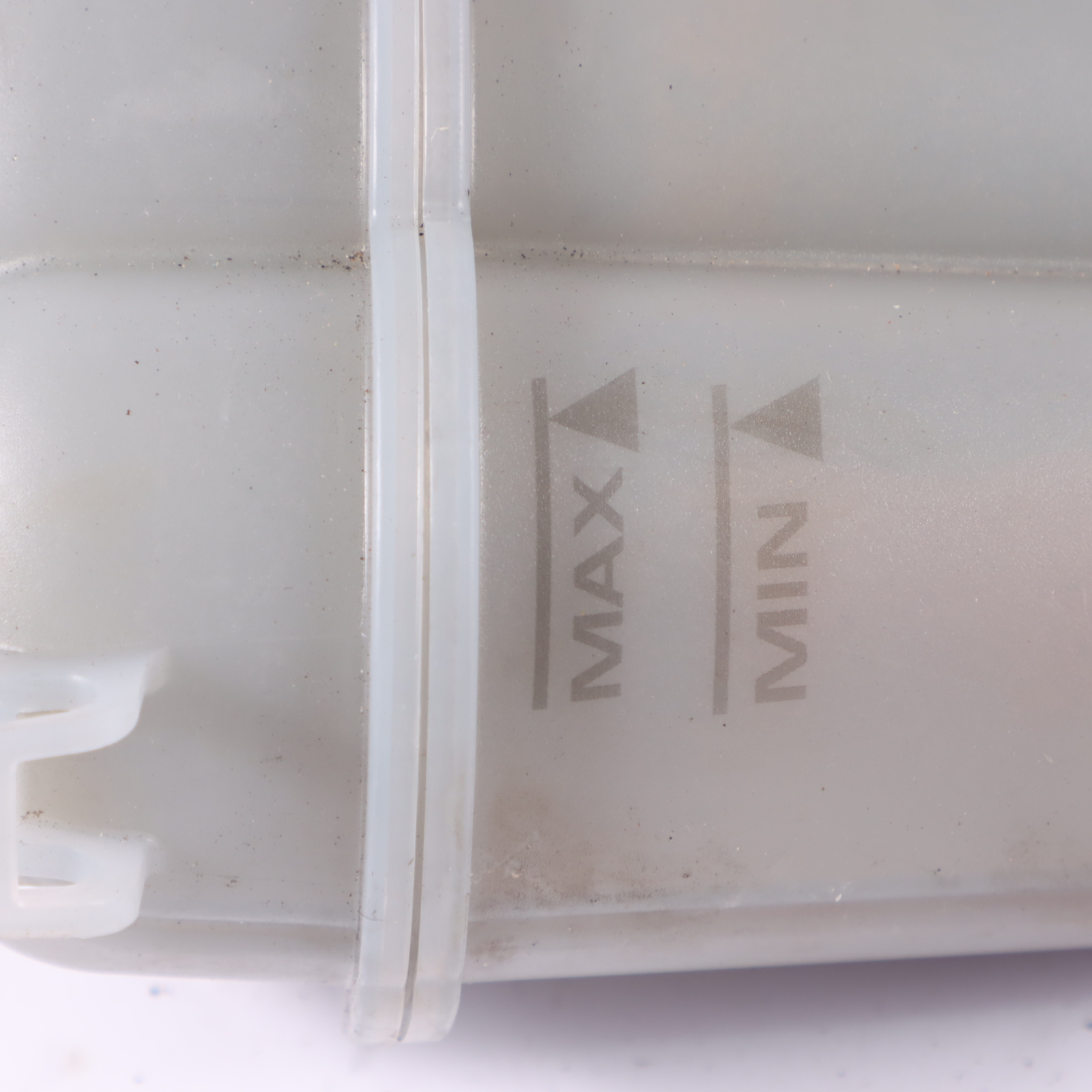 Audi A4 B9 A5 F5 Ausdehnungsgefäß Wasser-Kühlmittel-Flasche Reservoir 8W0121405E