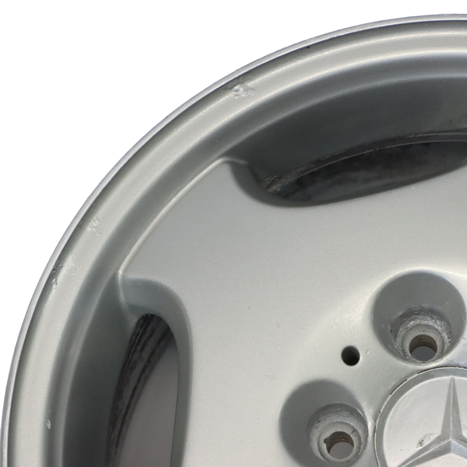 Mercedes W210 Silberne Leichtmetallfelge 16" 7,5J ET:41 5-Loch A2104010402