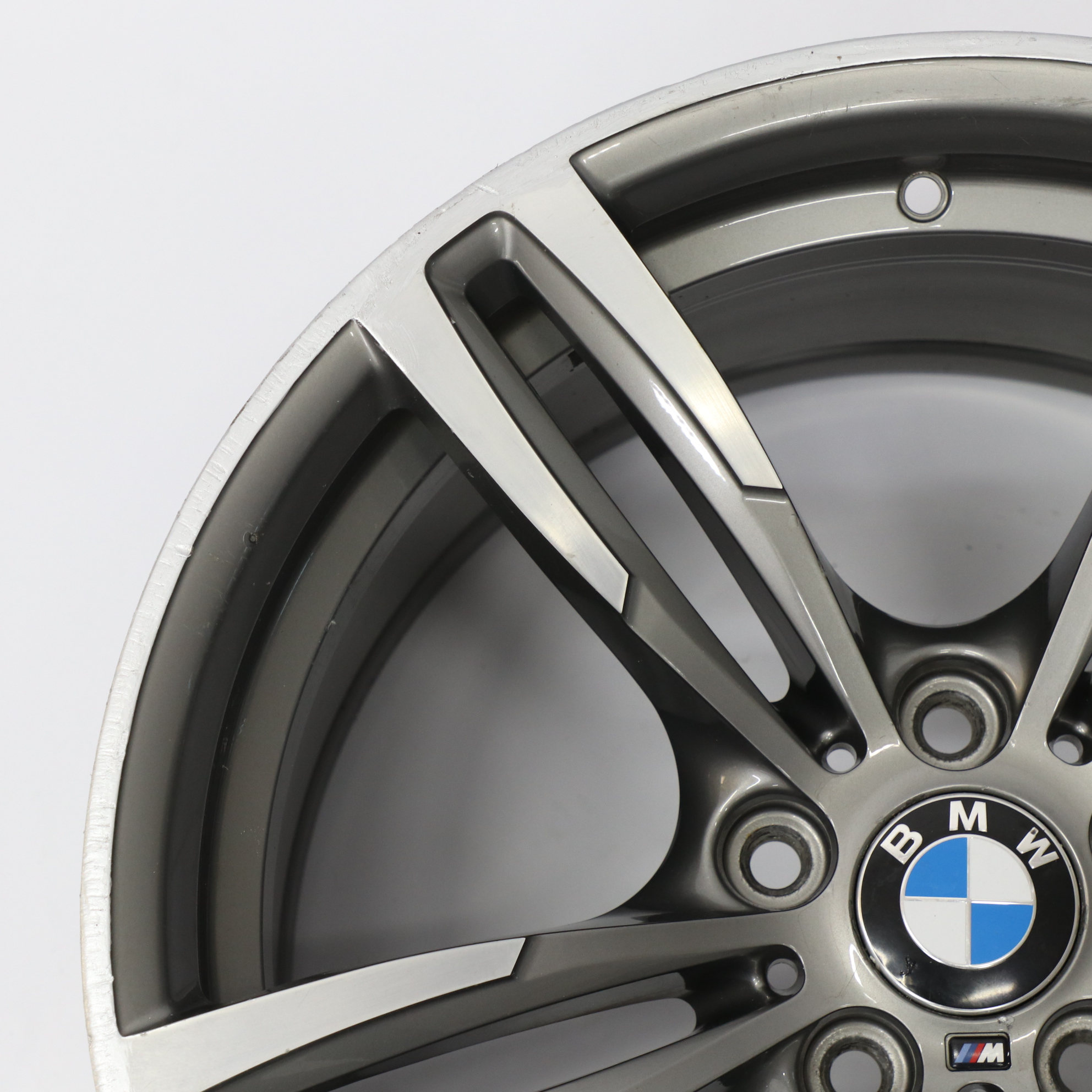 BMW F80 M3 F82 M4 Hinten Eisen Grau Felge M Doppelspeiche 437M 19" 10J