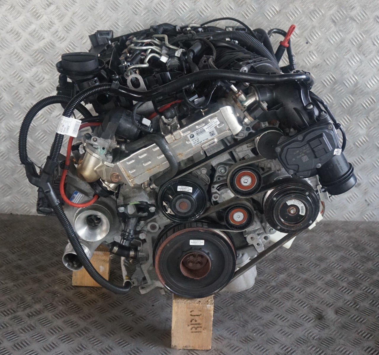 BMW 1 er F20 114d 116ed N47N Kompletter Motor N47D16A Neue Steuerkette GARANTIE