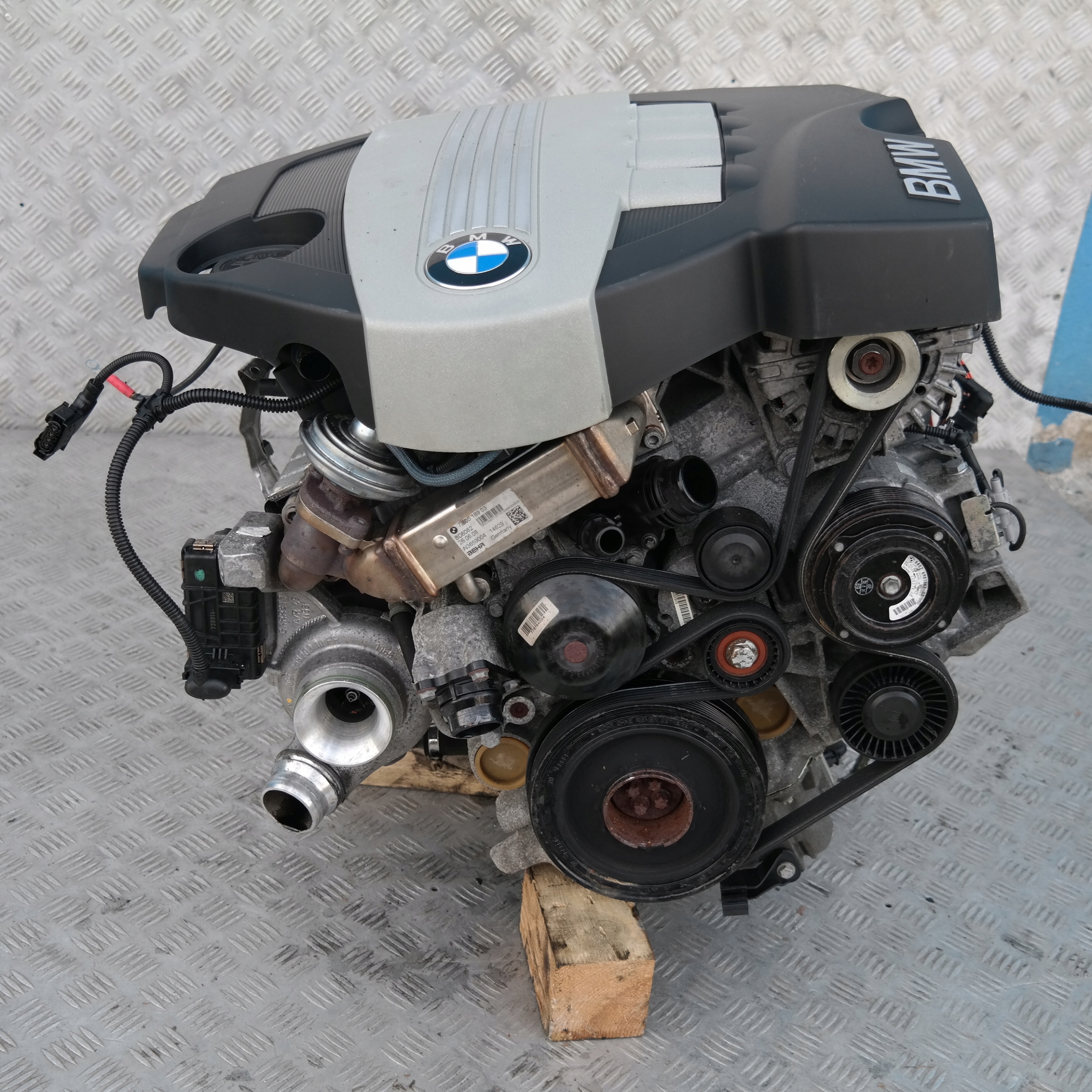 BMW 1 3 er E81 E87 LCI E90 116d 118d 318d N47 Nackter Motor N47D20A GARANTIE