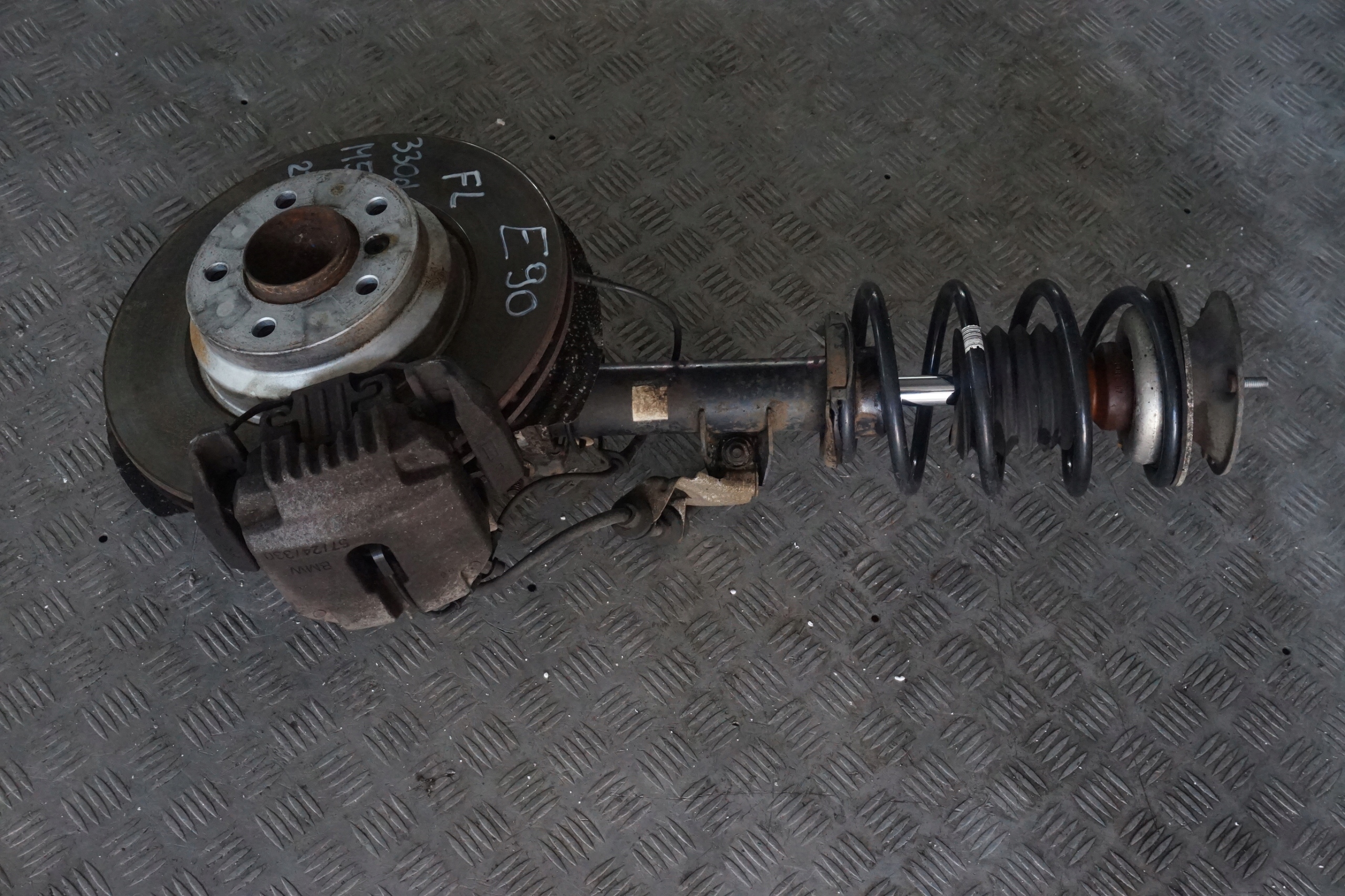 BMW 3 Series E90 330d M57N2 Front Left N/S Spring Strut Brake Suspension Leg