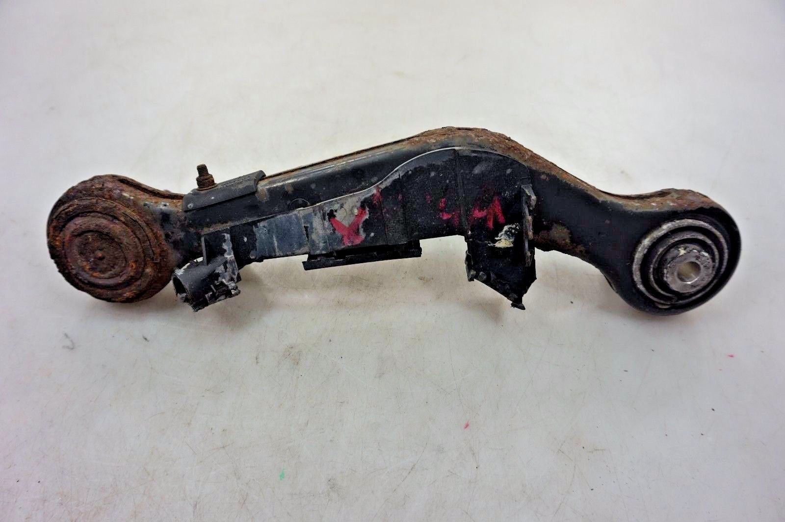 BMW X5 Series E53 Rear Axle Wishbone Suspension Steering Arm Right O/S 6770860