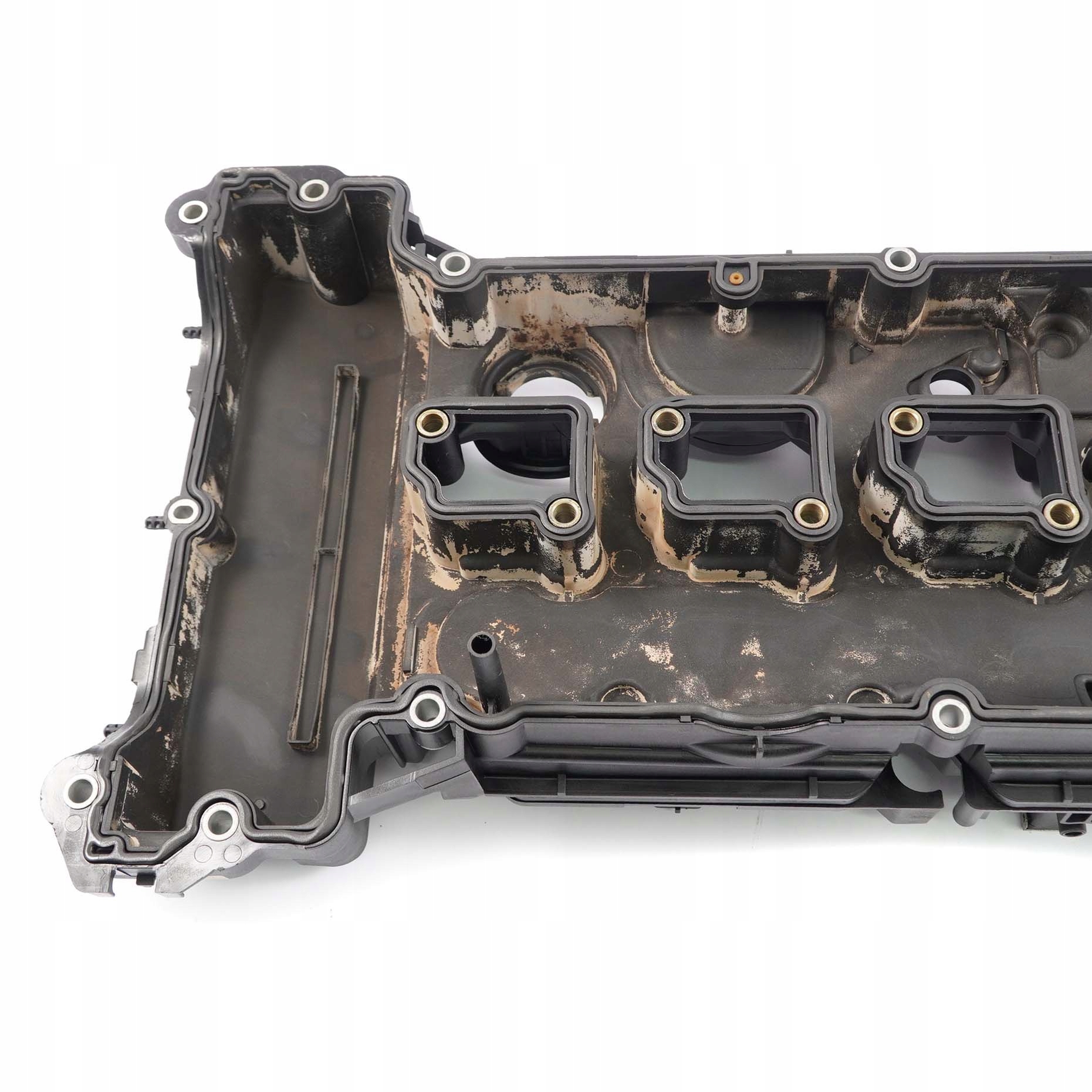 Mercedes-Benz W203 W211 C209 M271 Engine Cylinder Head Rocker Cover A2710100630