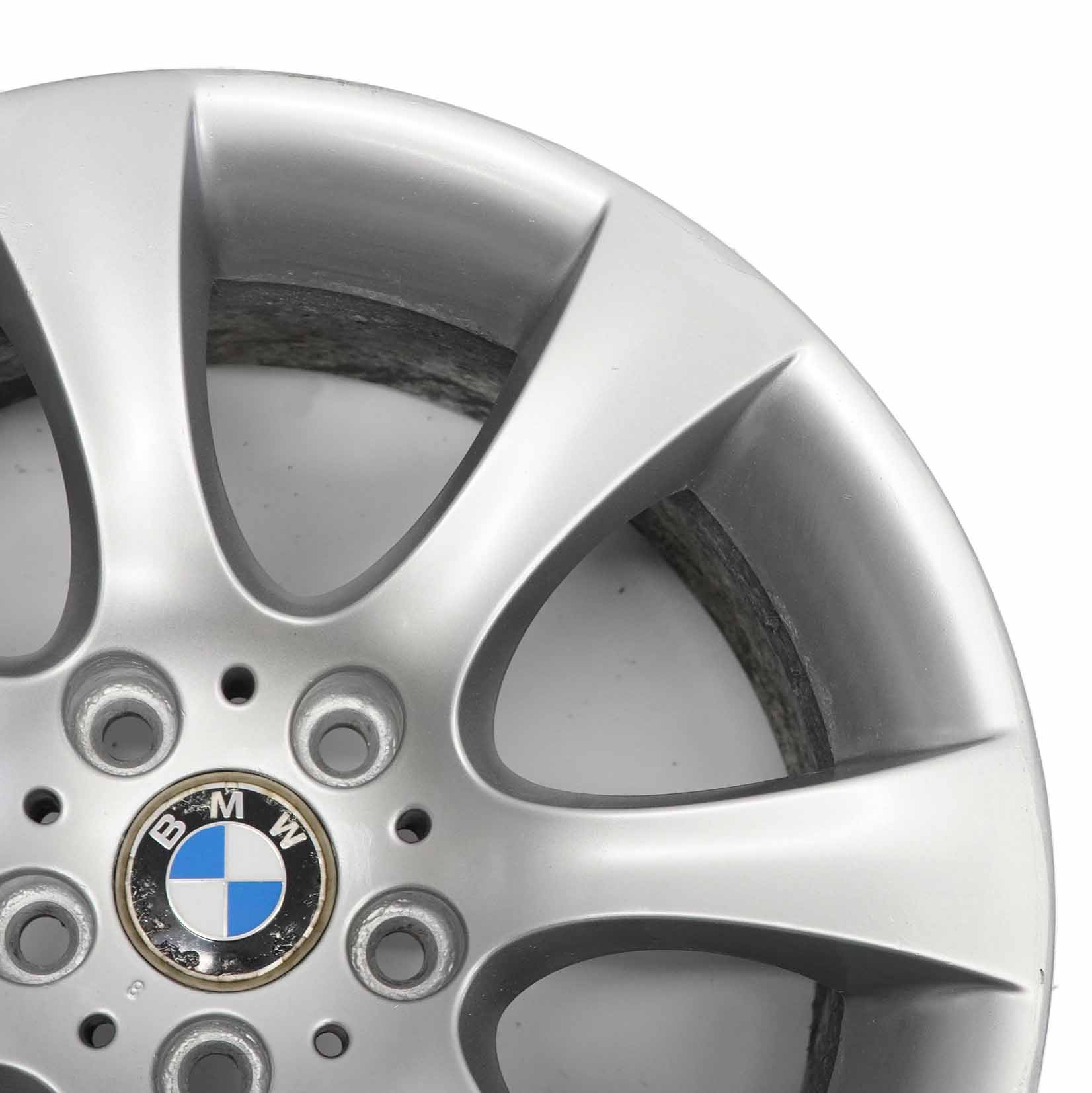 BMW 5er E60 E61 Silberne Leichtmetallfelge 18" 8J ET:20 Sternspeiche 124 6760617