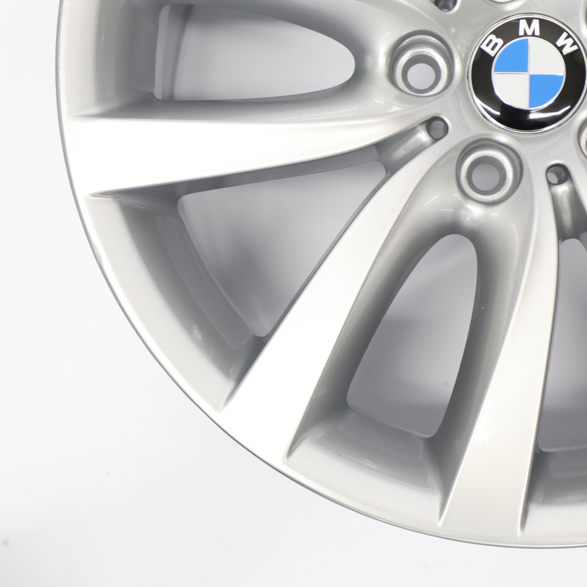 BMW F10 F13 Hinten Silberne Leicht metall felge 19" 9J ET:44 V Speiche 6790179