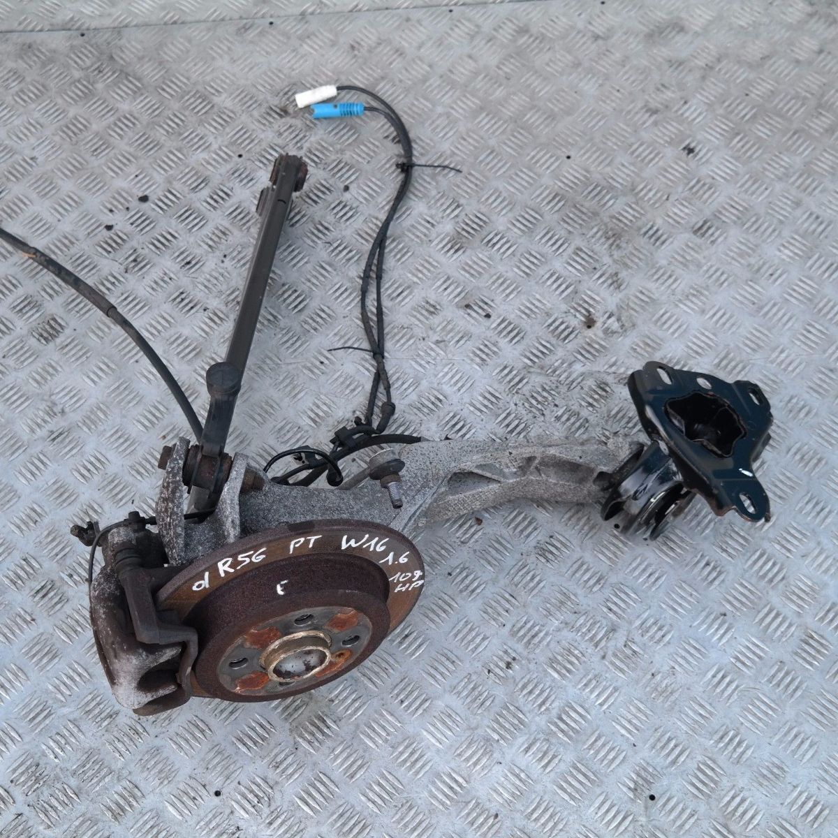 BMW Mini R56 Cooper D W16 Längslenker Bremsscheibe Hinten Rechts