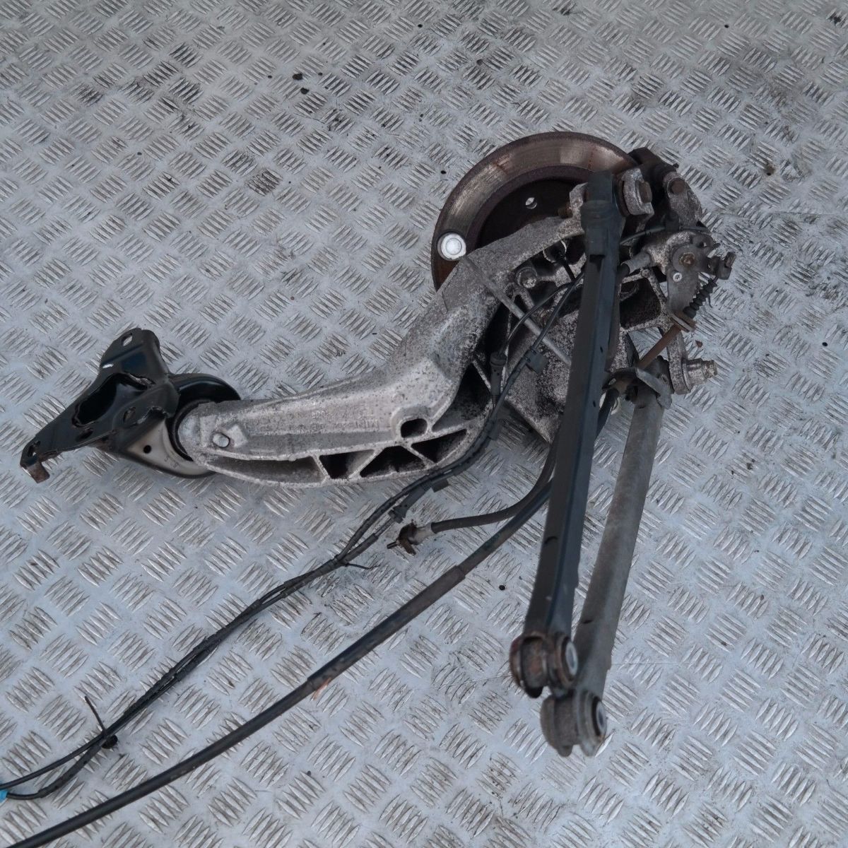 BMW Mini R56 Cooper D W16 Längslenker Bremsscheibe Hinten Rechts